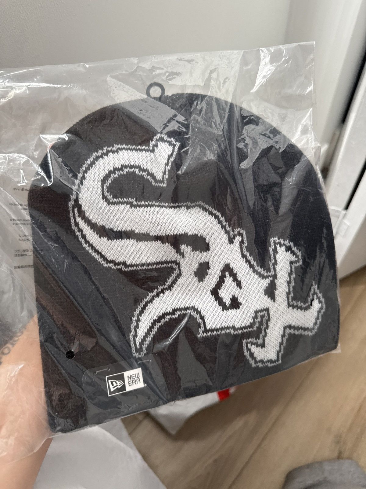 Supreme Supreme white sox beanie black and white Size ONE SIZE - 1 Thumbnail