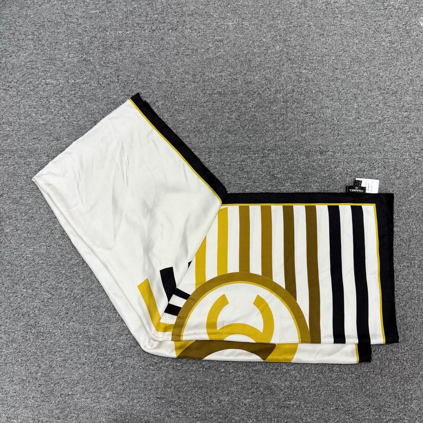Chanel Chanel Double C Silk Scarf 65x195cm Size ONE SIZE - 2 Thumbnail