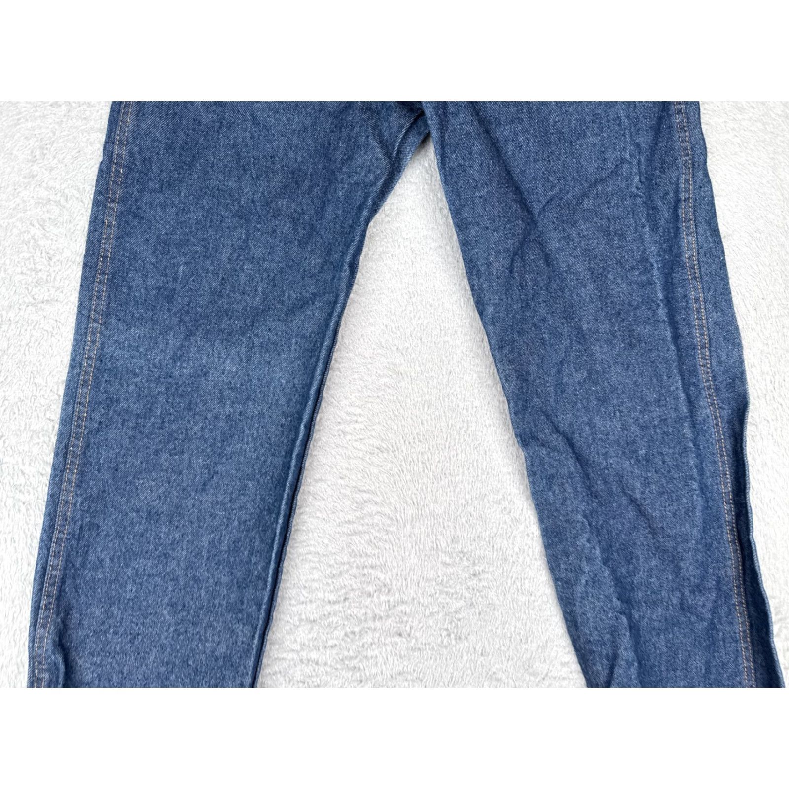 Denime UniFirst Jeans Men 30x32 Blue Denim Straight Leg 5-Pocket Design Regular Fit 30 in Inseam Blue Jeans Men Size US 30 / EU 46 - 3 Thumbnail