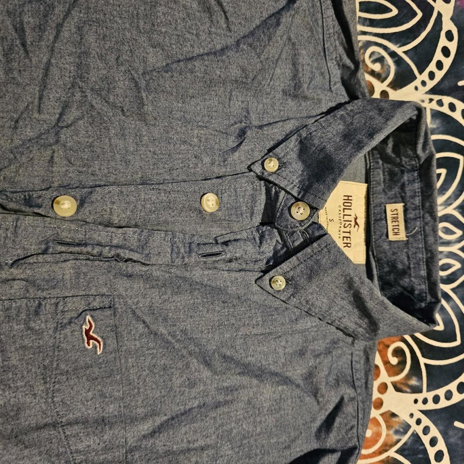 Designer Hollister Co. Men's Blue Button Down Shirt Size US S / EU 44-46 / 1 - 3 Thumbnail
