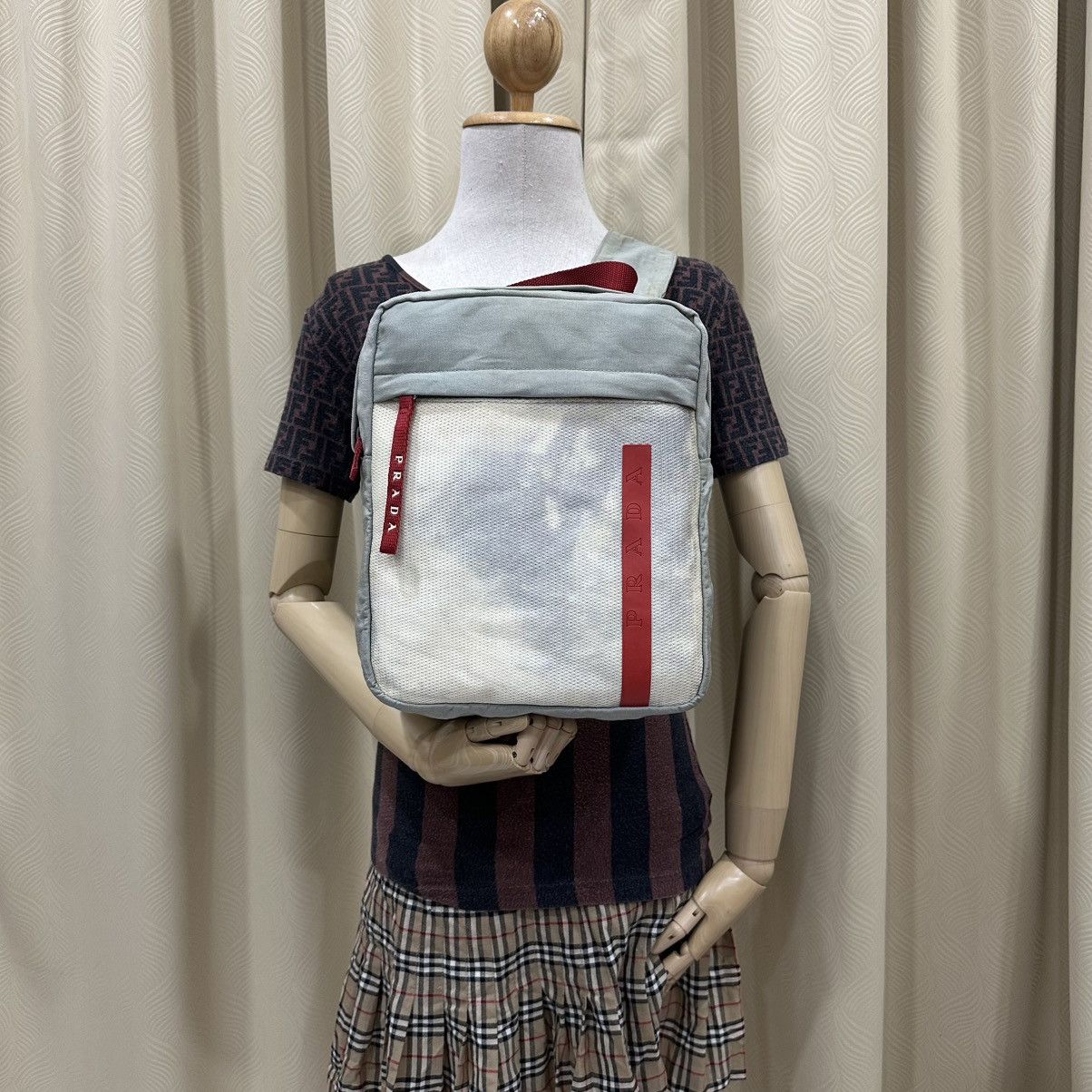 Prada PRADA SPORT 1999 LINEA ROSSA SLING BACKPACK BAG Size ONE SIZE - 2 Thumbnail