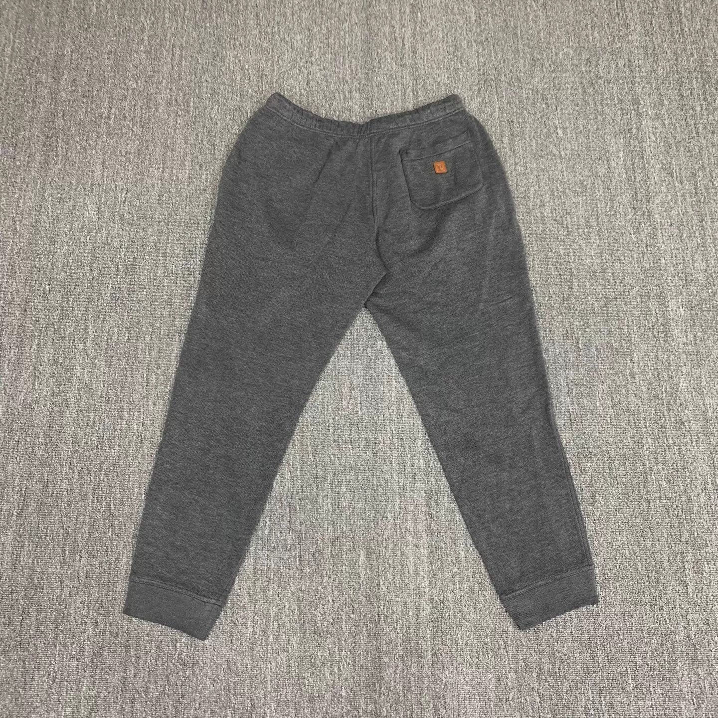 Louis Vuitton LV Gray Chinos M 9/10 Size US 32 / EU 48 - 2 Thumbnail