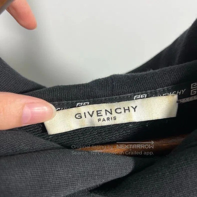 Givenchy Givenchy Logo Hoodie Sweatshirt . Size US S / EU 44-46 / 1 - 3 Thumbnail