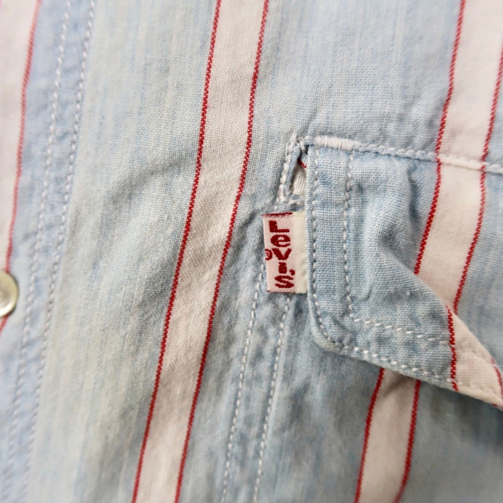 Levi's VINTAGE Levis Mens XL Shirt Button Down Short Sleeve Striped Blue 90s Size US XL / EU 56 / 4 - 4 Thumbnail