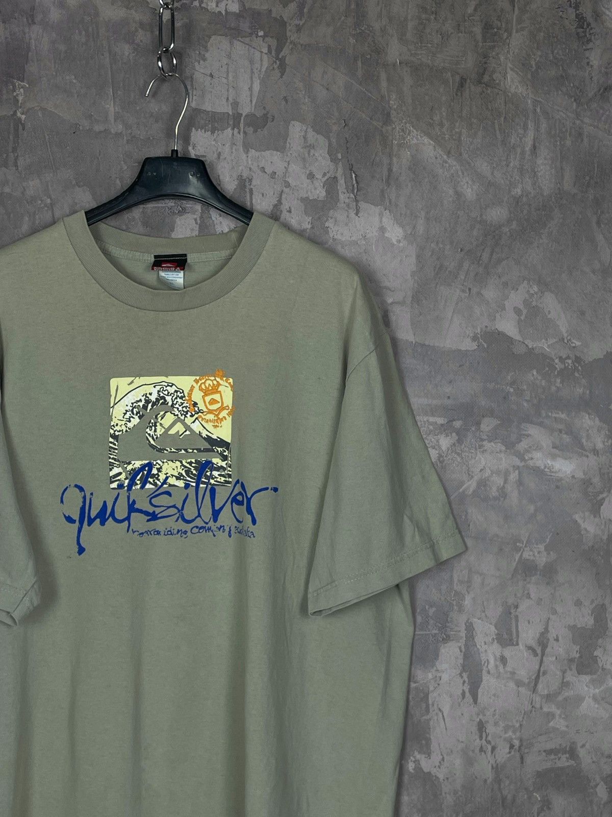 Quiksilver Vintage Quiksilver Y2K avantgarde streetwear t-shirt Size US L / EU 52-54 / 3 - 4 Thumbnail