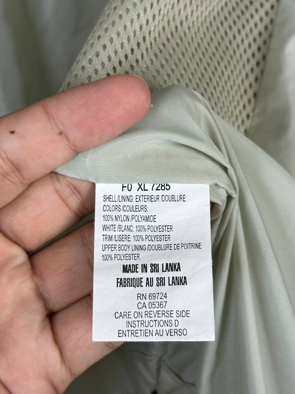 Columbia × Vintage Vintage Columbia Sportwear Waterproof Jacket (Pit 25.5) Size US L / EU 52-54 / 3 - 9 Thumbnail