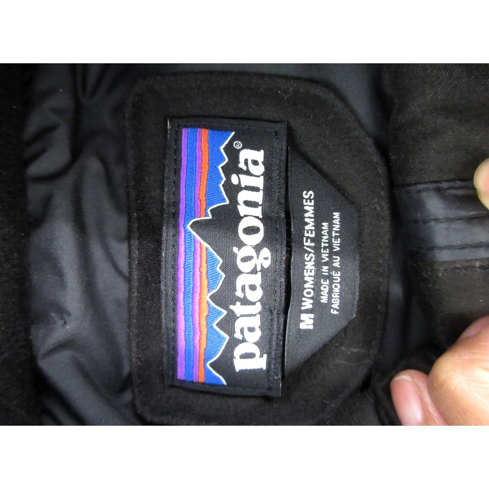 Patagonia Patagonia Coat Womens Medium Black Quilted Parka Full Zip Insulated Pockets Long Sleeve Fall Winter Size M / US 6-8 / IT 42-44 - 7 Thumbnail