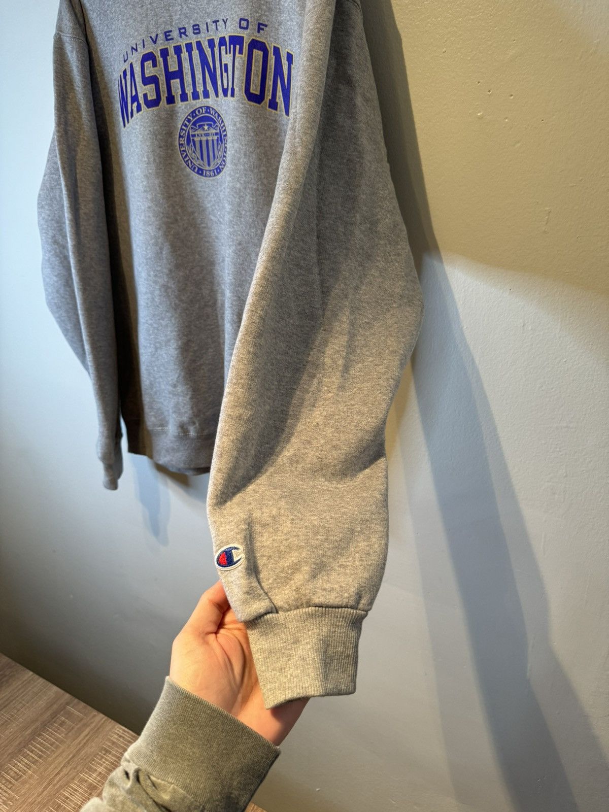 Champion Size Large University of Washington Crewneck Sweatshirt Gray Size US L / EU 52-54 / 3 - 3 Thumbnail