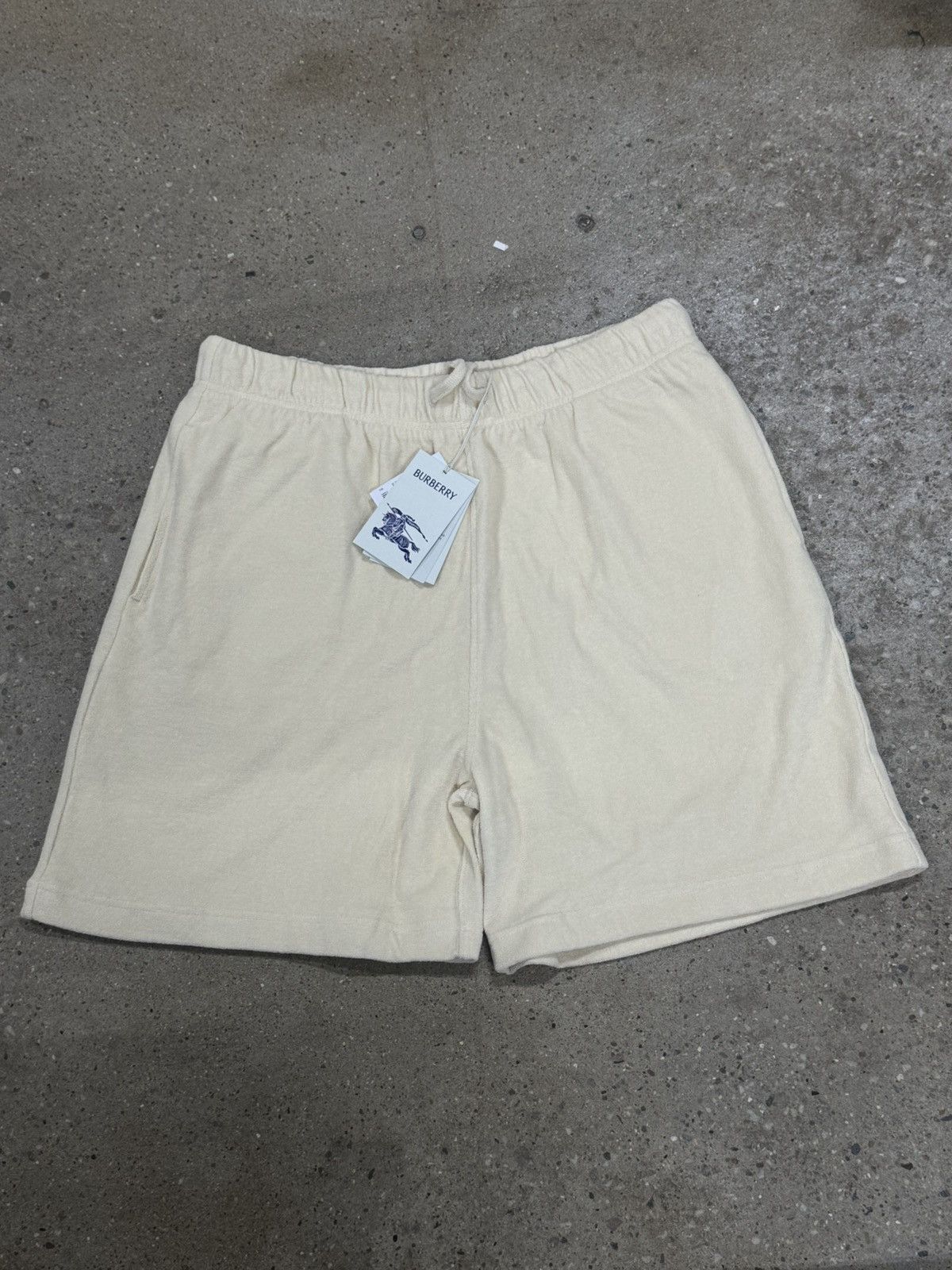 Burberry Burberry Logo Towel Shorts NEW 850$ Size US 36 / EU 52 - 2 Thumbnail