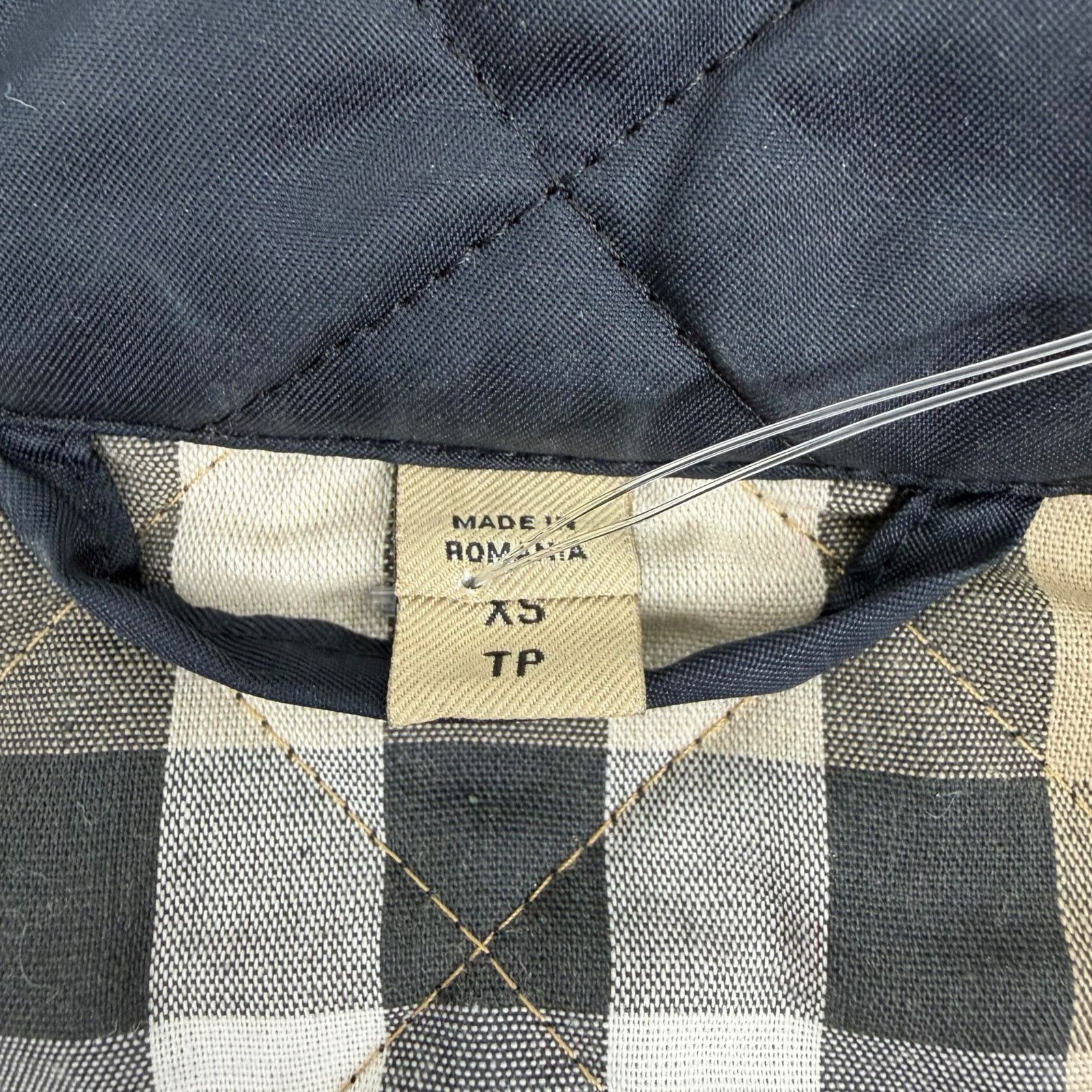 Burberry Burberry Ashurst Diamond Quilted Jacket Dark Blue Size XS Size XS / US 0-2 / IT 36-38 - 11 Thumbnail