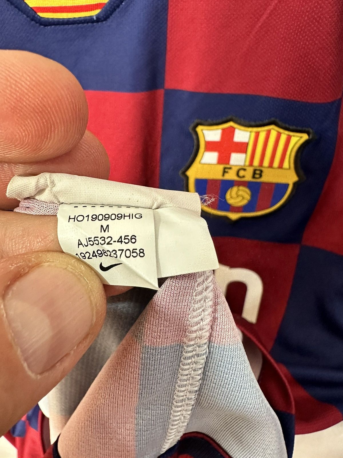 Nike Nike Barcelona Jersey 2019/2002 Size US M / EU 48-50 / 2 - 8 Thumbnail