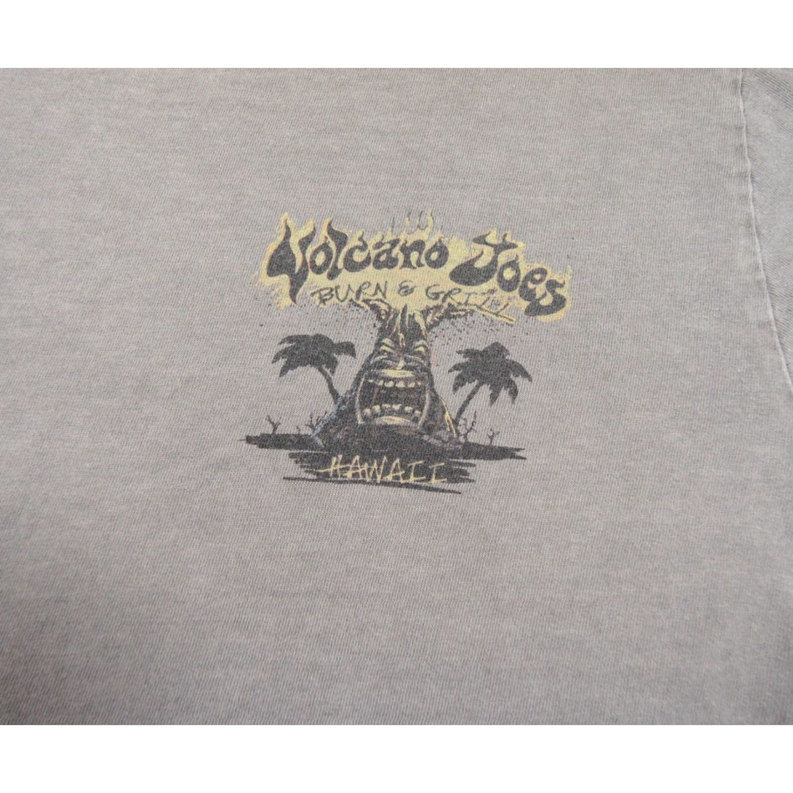 Vintage Crazy Shirts Hawaiian T-Shirt for Men, Size Small, Gray, Casual Tee Size US S / EU 44-46 / 1 - 4 Thumbnail