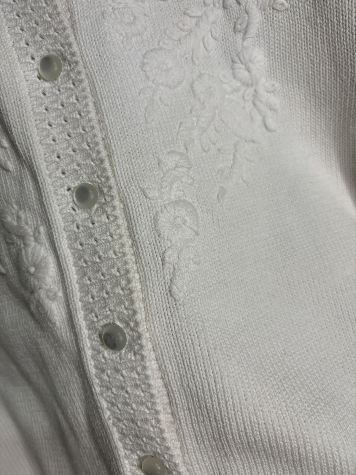 Vintage Vintage 1990s White Boxy Knit Cardigan Sweater Size S / US 4 / IT 40 - 3 Thumbnail