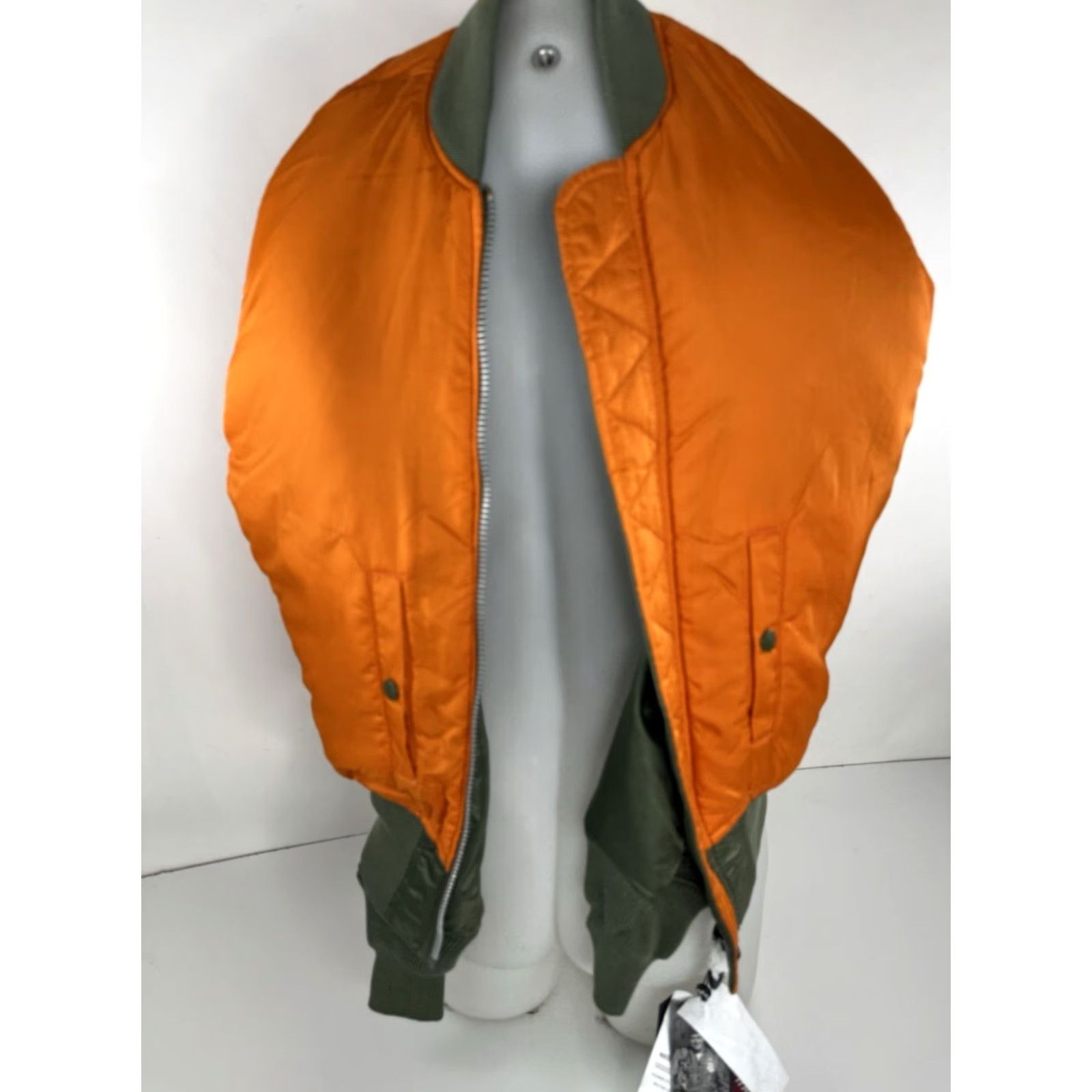 Alpha Industries ALPHA INDUSTRIES MA-1 Reversible Jacket Mens S Green Nike? Size US S / EU 44-46 / 1 - 6 Thumbnail