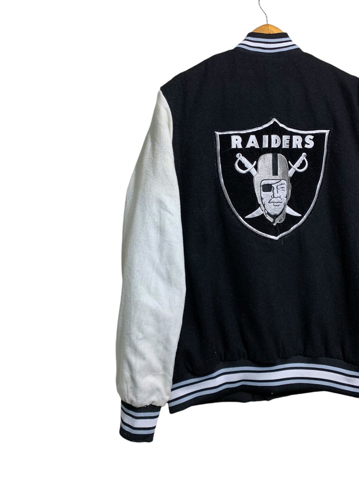 NFL 🔥OAKLAND RAIDERS NFL STARTER VARSITY JACKETS Size US XL / EU 56 / 4 - 5 Thumbnail