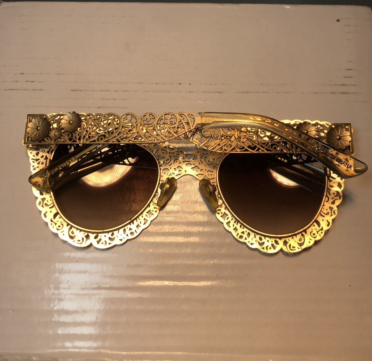 Dolce & Gabbana Dolce & gabbana golden filigree frame sunglasses Size ONE SIZE - 5 Thumbnail