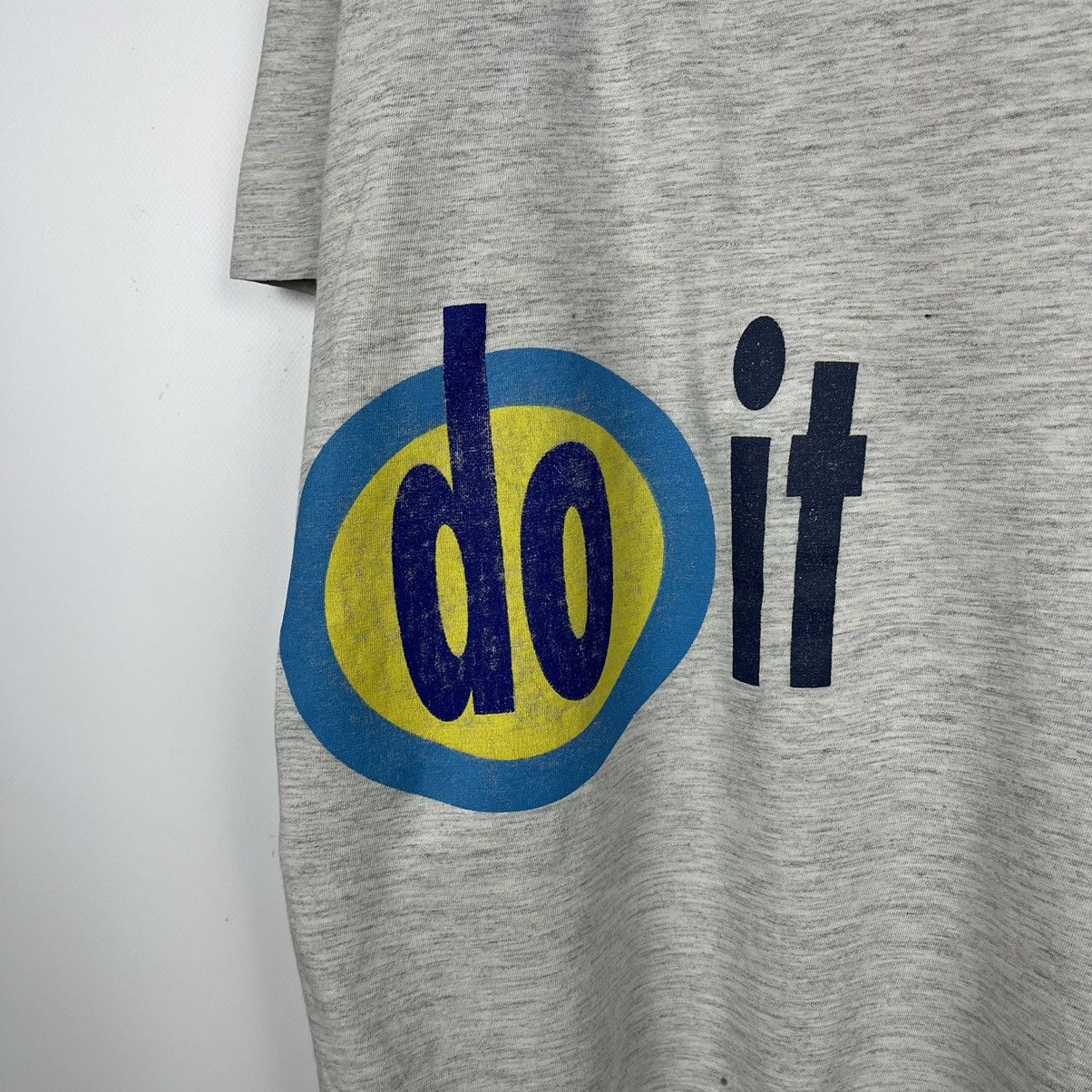 Nike Vintage Nike rare USA multi-logo y2k tee 90’s Size US M / EU 48-50 / 2 - 15 Thumbnail