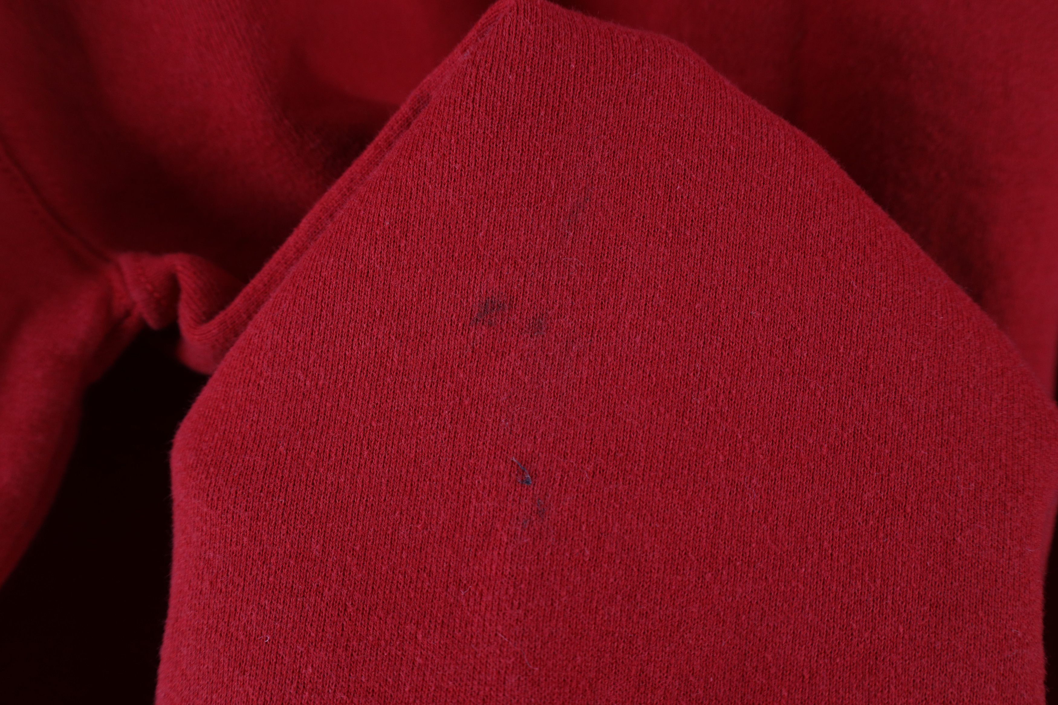 Russell Athletic × Vintage Vintage 90s Russell Athletic Crewneck Sweatshirt Red USA Size US L / EU 52-54 / 3 - 7 Thumbnail