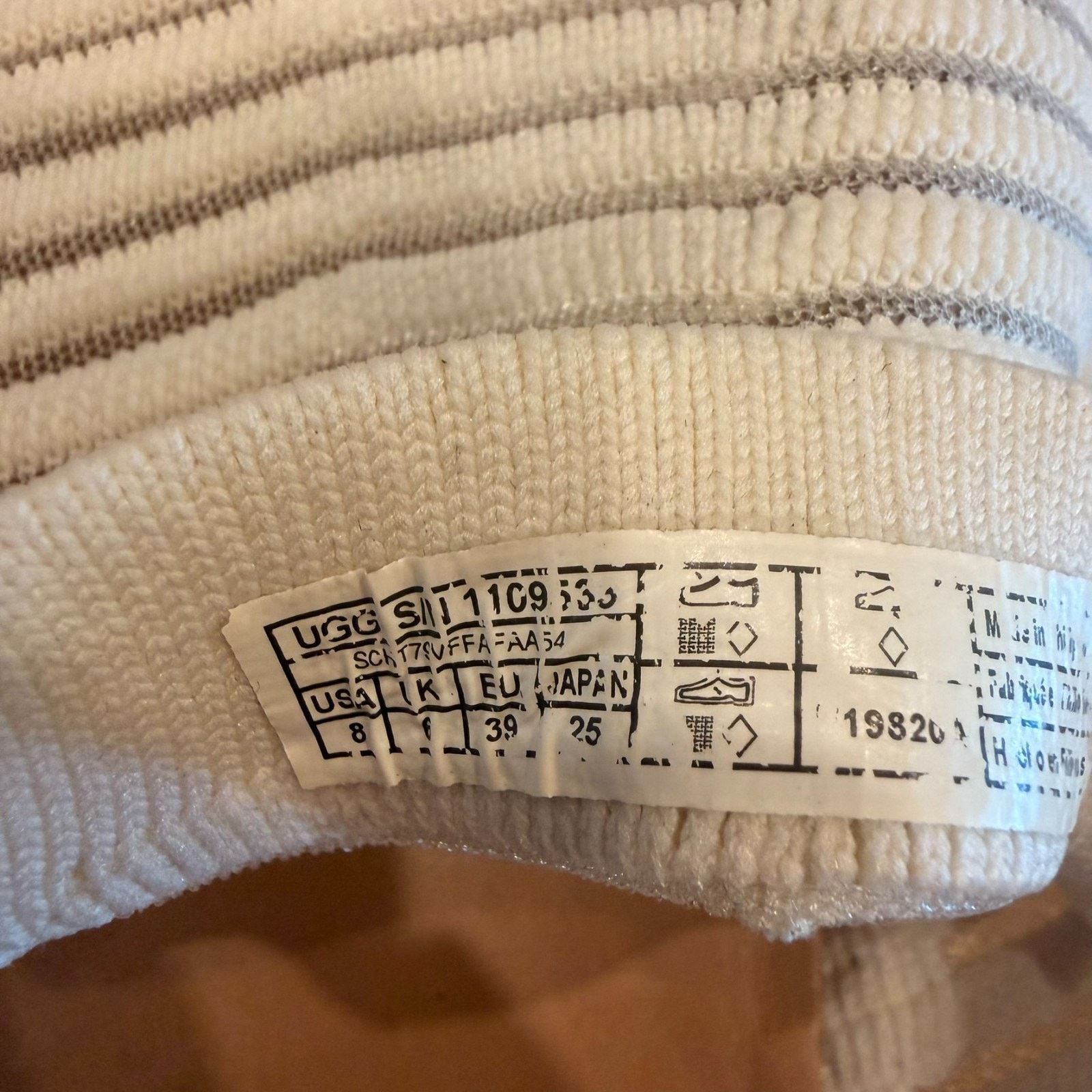 Ugg Womens UGG Sammy Breeze Slip-On Shoes Sand Size 8 Size US 8 / IT 38 - 7 Thumbnail