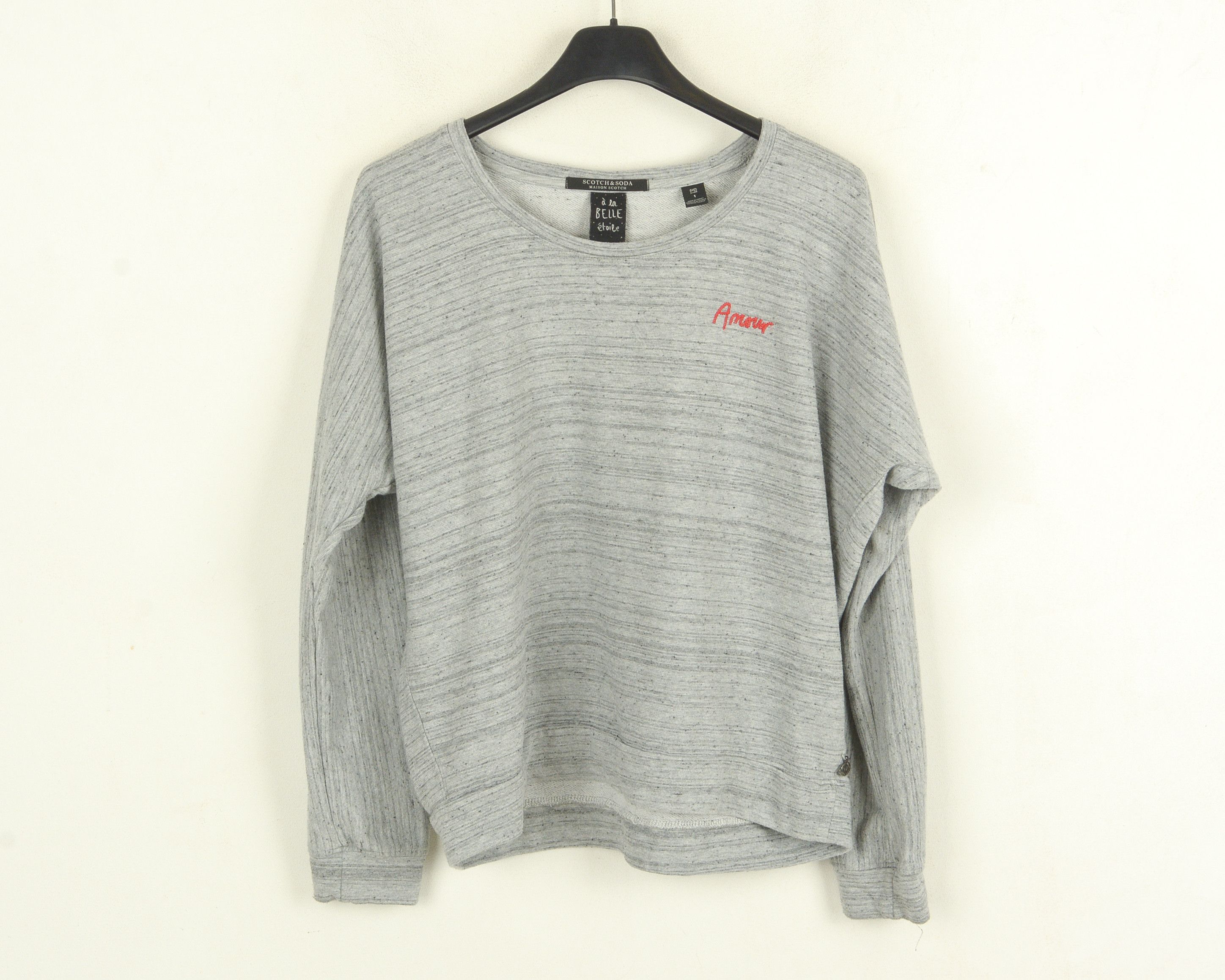 A La Belle Etoile Women Size S Jumper Pullover Sweatshirt