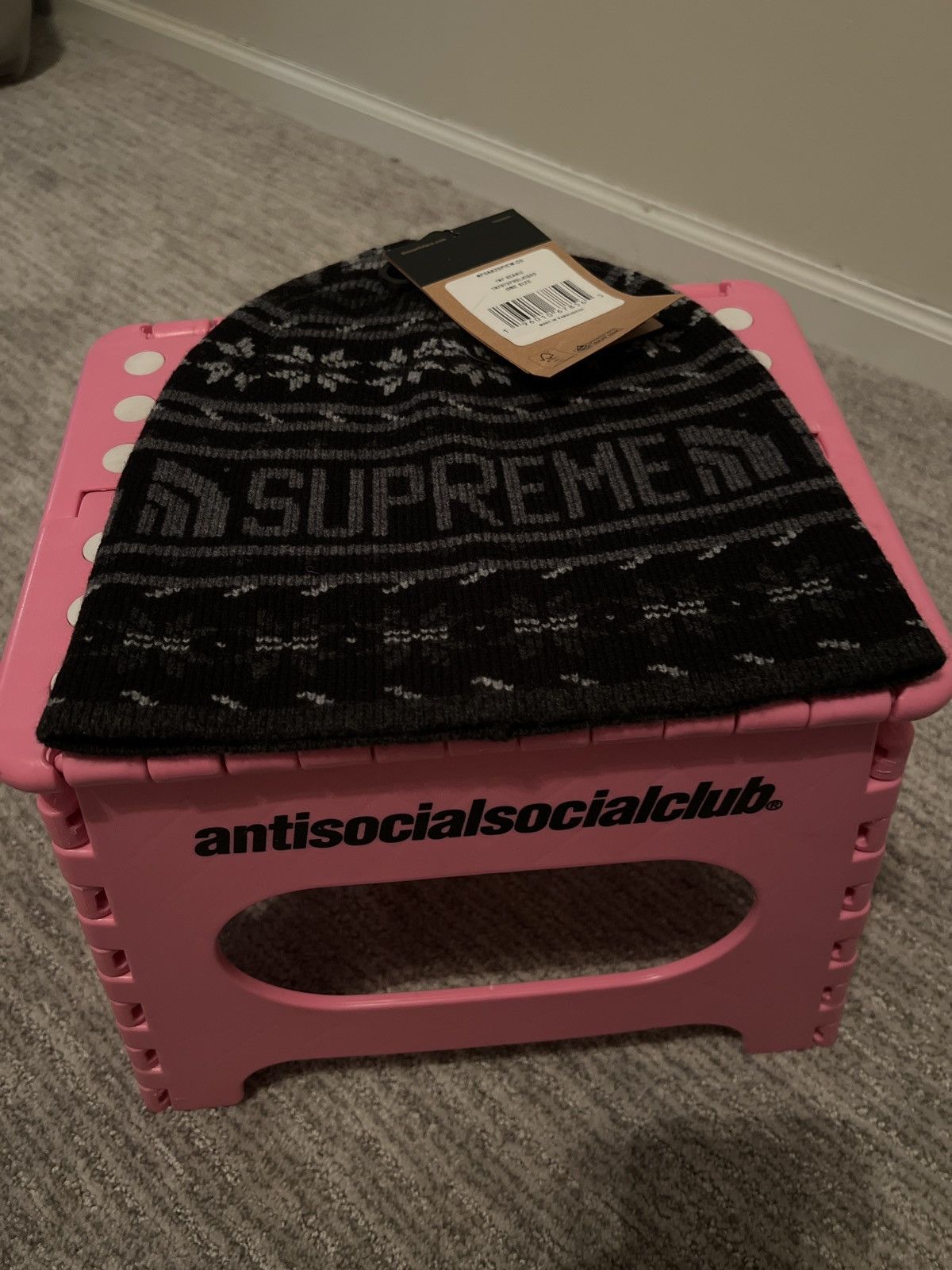 Supreme × The North Face Supreme The North Face Size ONE SIZE - 1 Thumbnail