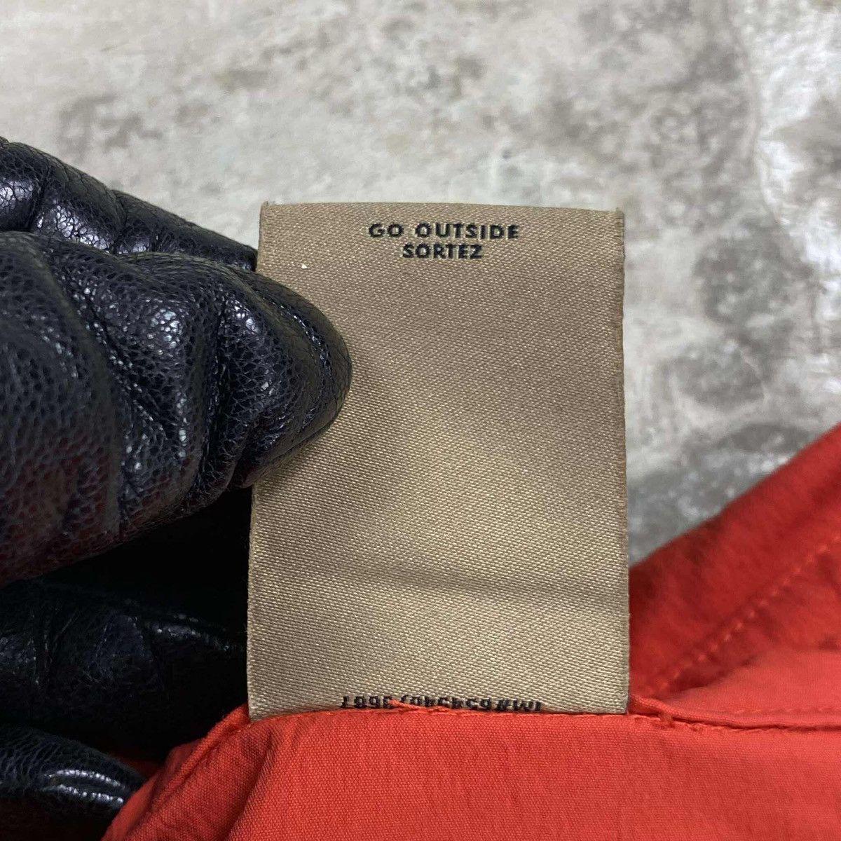 Nike ACG Short Sleeve Habanero Shirt Size US L / EU 52-54 / 3 - 5 Thumbnail