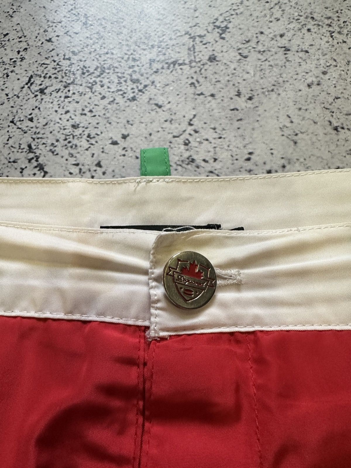 Dsquared2 × Vintage Vintage Dsquared2 Nylon Shorts Embroidered Logo Swimwear Y2K Size US 38 / EU 54 - 5 Thumbnail