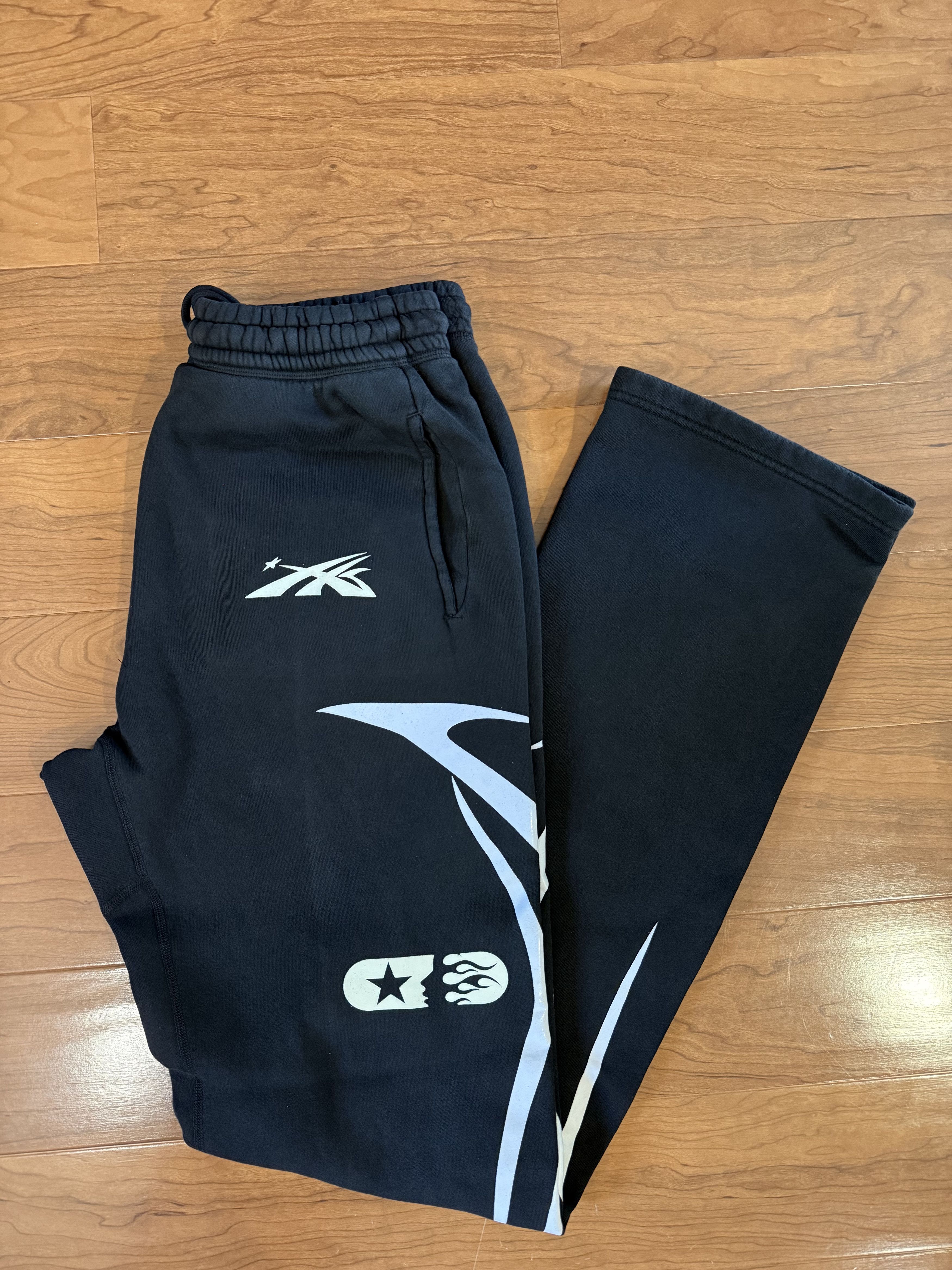 Hellstar Sports Jet Black Sweatpants