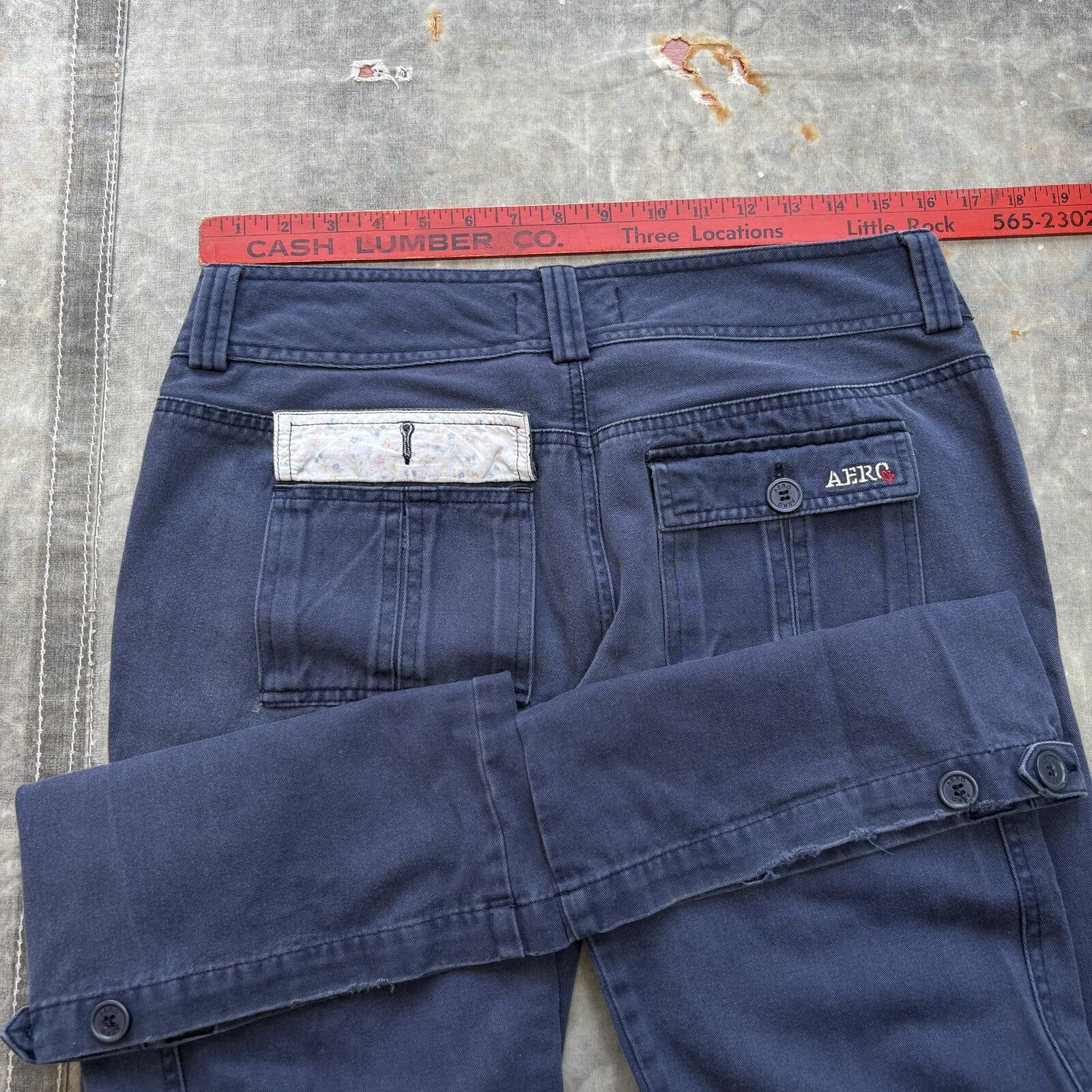 Aeropostale Vintage Y2K Aeropostale Grunge Low Rise Cargo Flare Pants Size 32" / US 10 / IT 46 - 4 Thumbnail