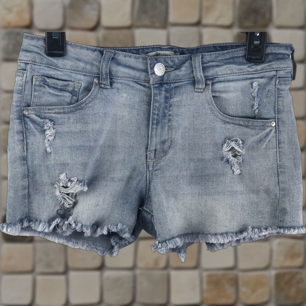 Denime VINTAGE Refuge Cut Off Denim Shorts 26"W 2 Lt Blue Distressed 5 Pocket Y2K 90s Jeans Womens Size 26" / US 2 / IT 38 - 1 Thumbnail