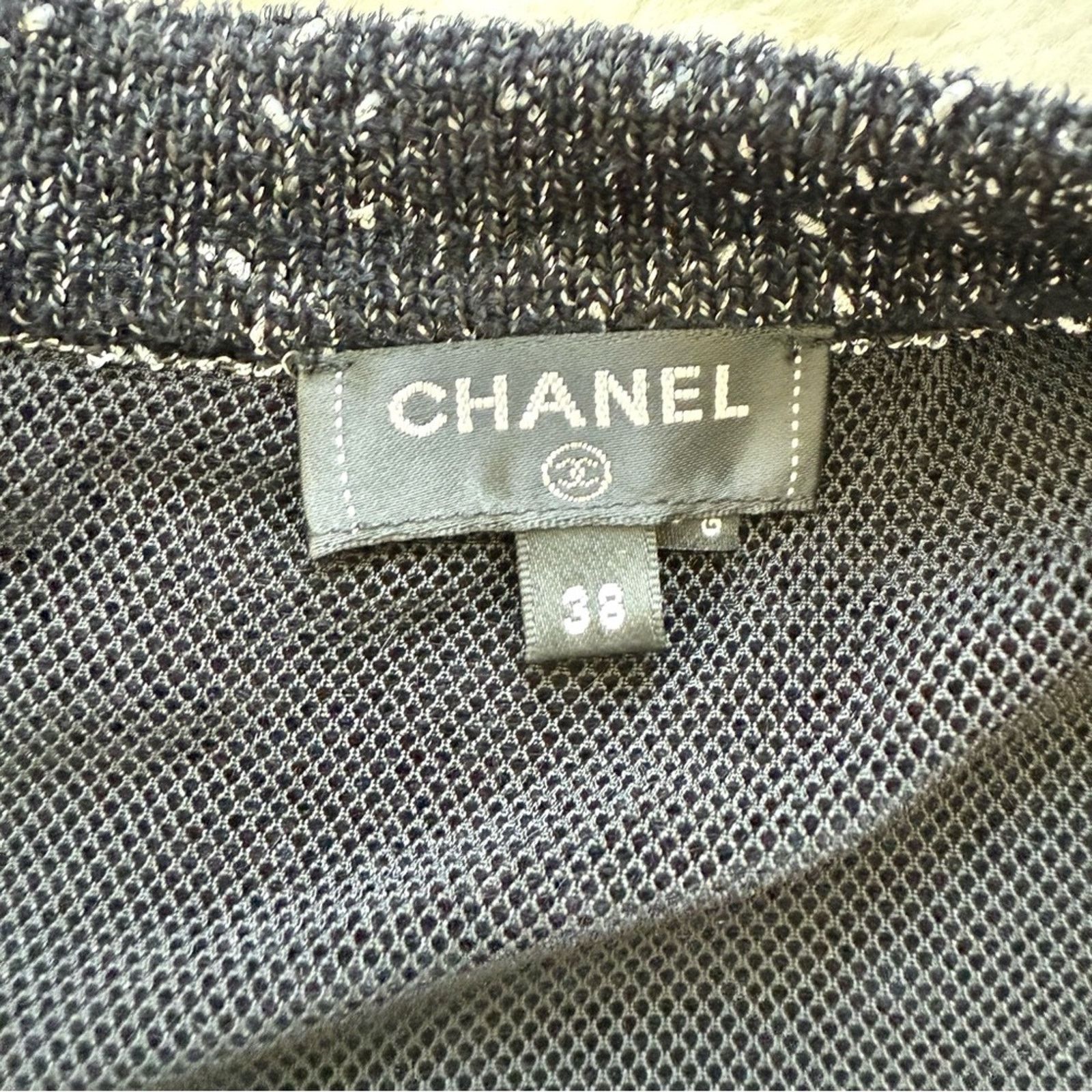 Chanel CHANEL wool knit cardigan size 38 FR 2022 Authentic 7800$ Size M / US 6-8 / IT 42-44 - 5 Thumbnail