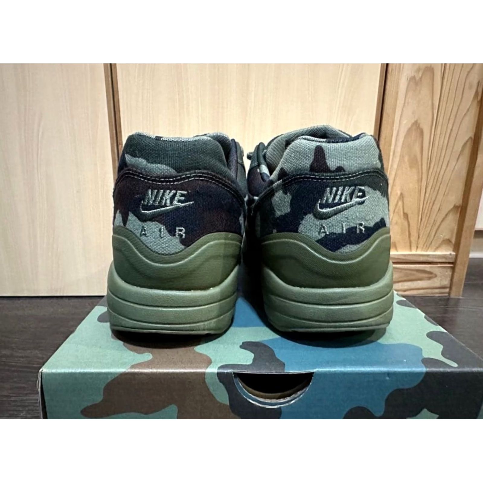 Nike Item Specifications: Brand: Nike Size US 10 / EU 43 - 4 Thumbnail