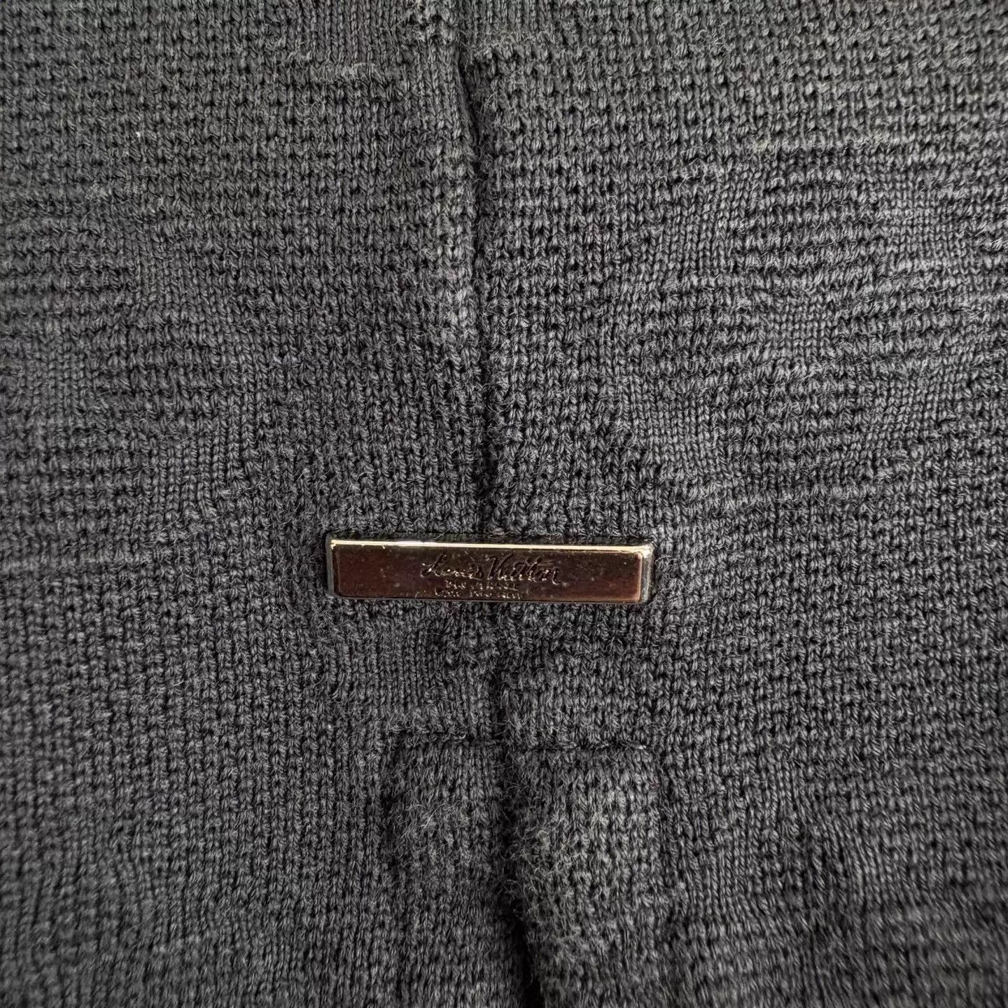 Louis Vuitton Black Short Sleeve Shirt with Chest Pocket Size US S / EU 44-46 / 1 - 7 Thumbnail