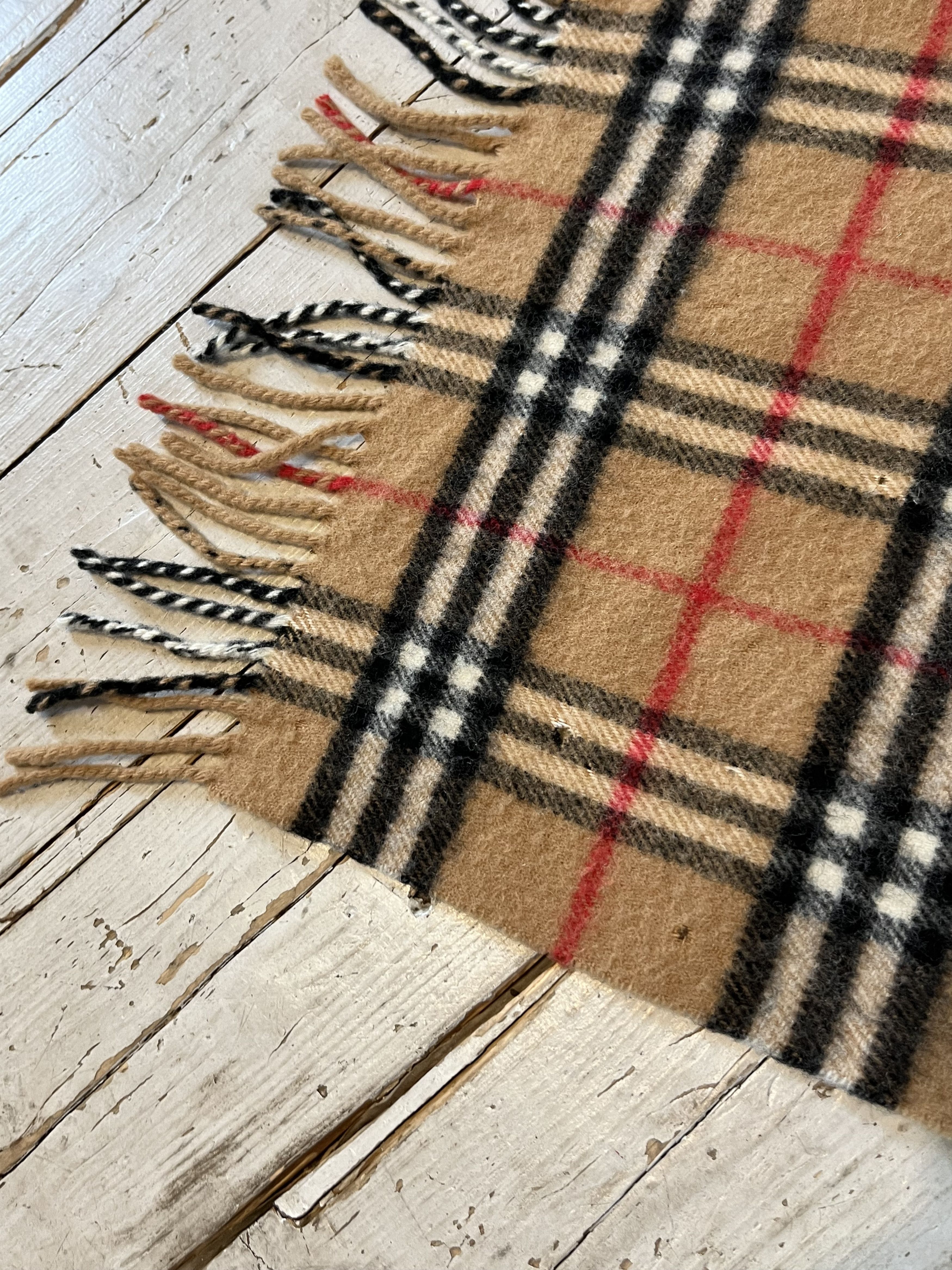 Burberry Burberry London Pure Lambswool Long Scarf Size ONE SIZE - 3 Thumbnail