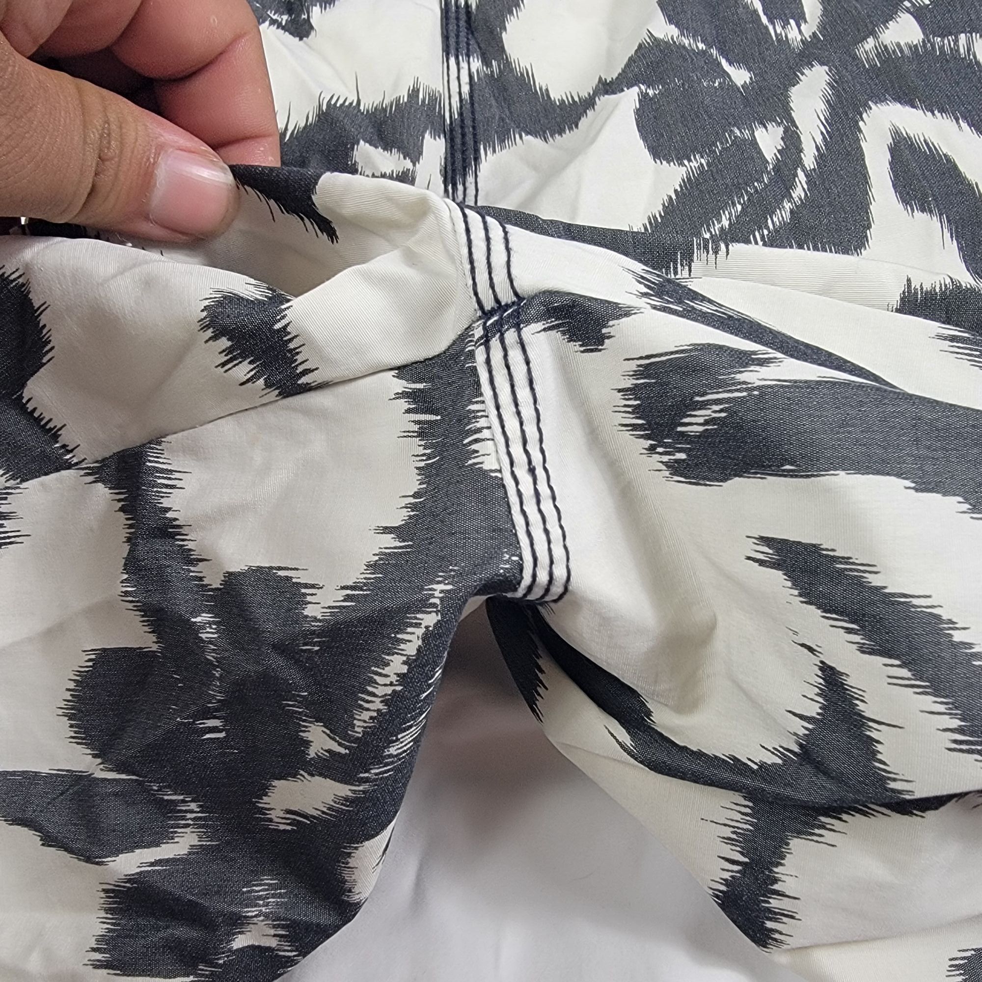 Tommy Bahama Tommy Bahama Relax Mens Large White Black Floral Swim Trunks Size US 42 / EU 58 - 5 Thumbnail
