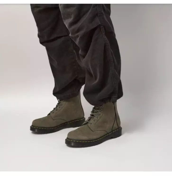 Dr. Martens US M 7 ~DR. MARTENS 1460 PASCAL MILLED NUBUCK LEATHER BOOTS Size US 7 / EU 40 - 7 Thumbnail