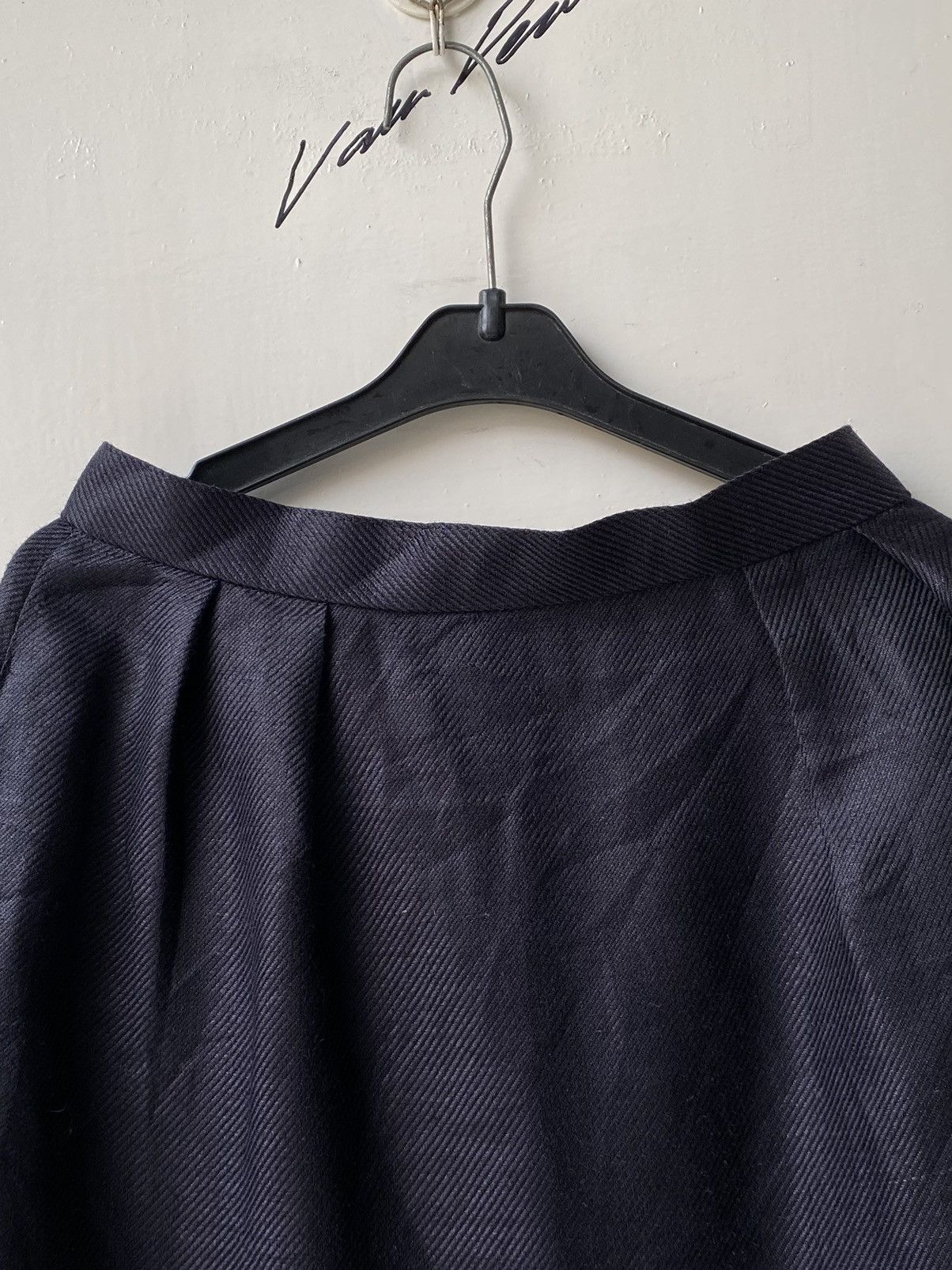 Christian Dior Monsieur Christian Dior pret a porter Navy Skirt Size 22" - 8 Thumbnail