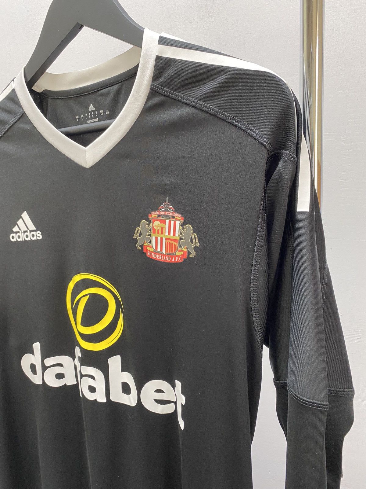 Adidas Sunderland Adidas 2016 2017 Goalkeeper Soccer Jersey Size US L / EU 52-54 / 3 - 8 Thumbnail