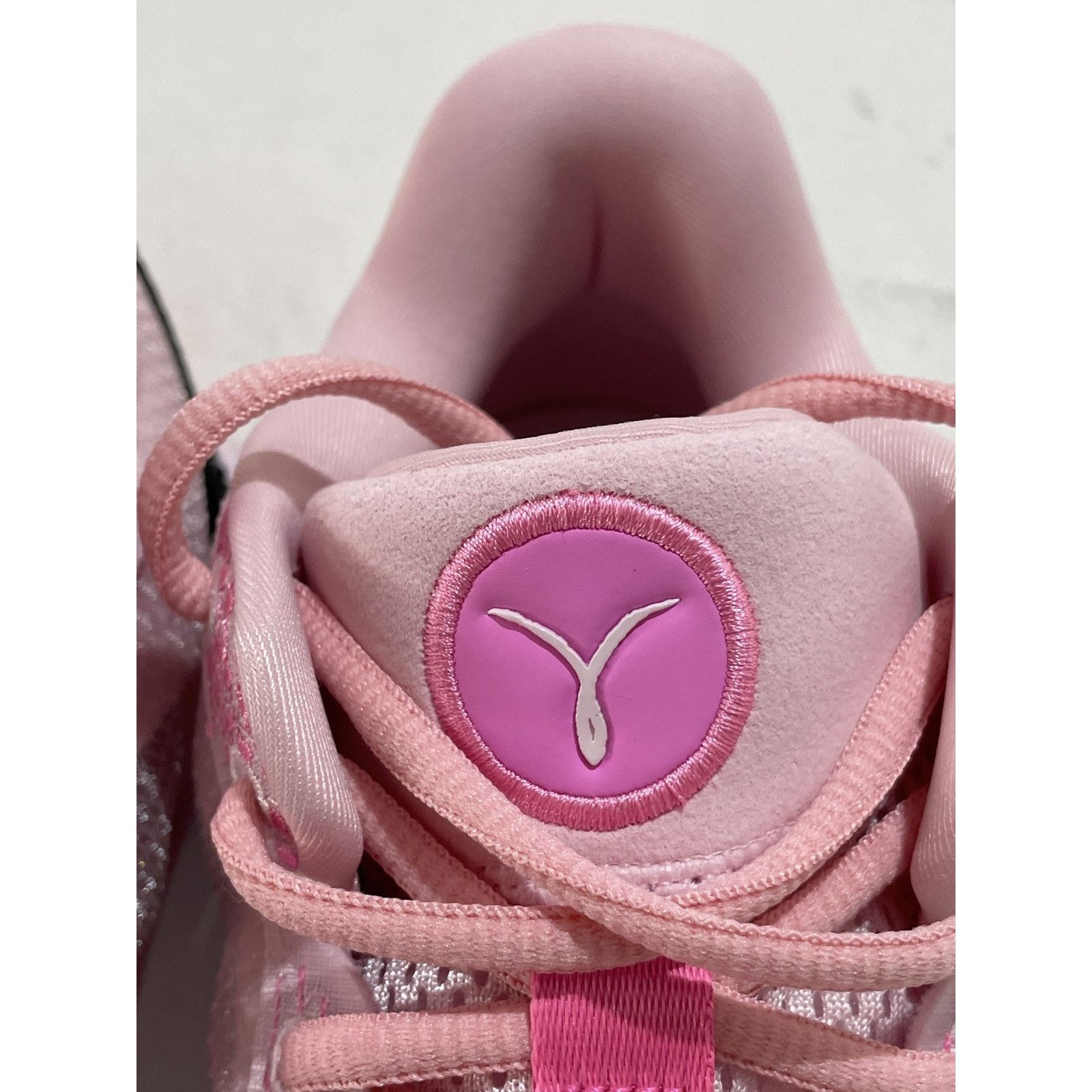 Nike NIKE SABRINA 1 PROMO PINK KAY YOW SIZE 8.5W (7M) NEW Size US 7 / EU 40 - 4 Thumbnail