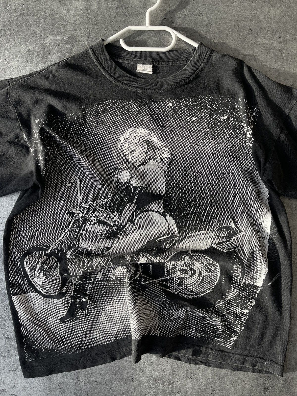 Band Tees × Vintage VINTAGE 90s PORNO GIRL ON BIKE SING STITCH TEE Size US L / EU 52-54 / 3 - 9 Thumbnail