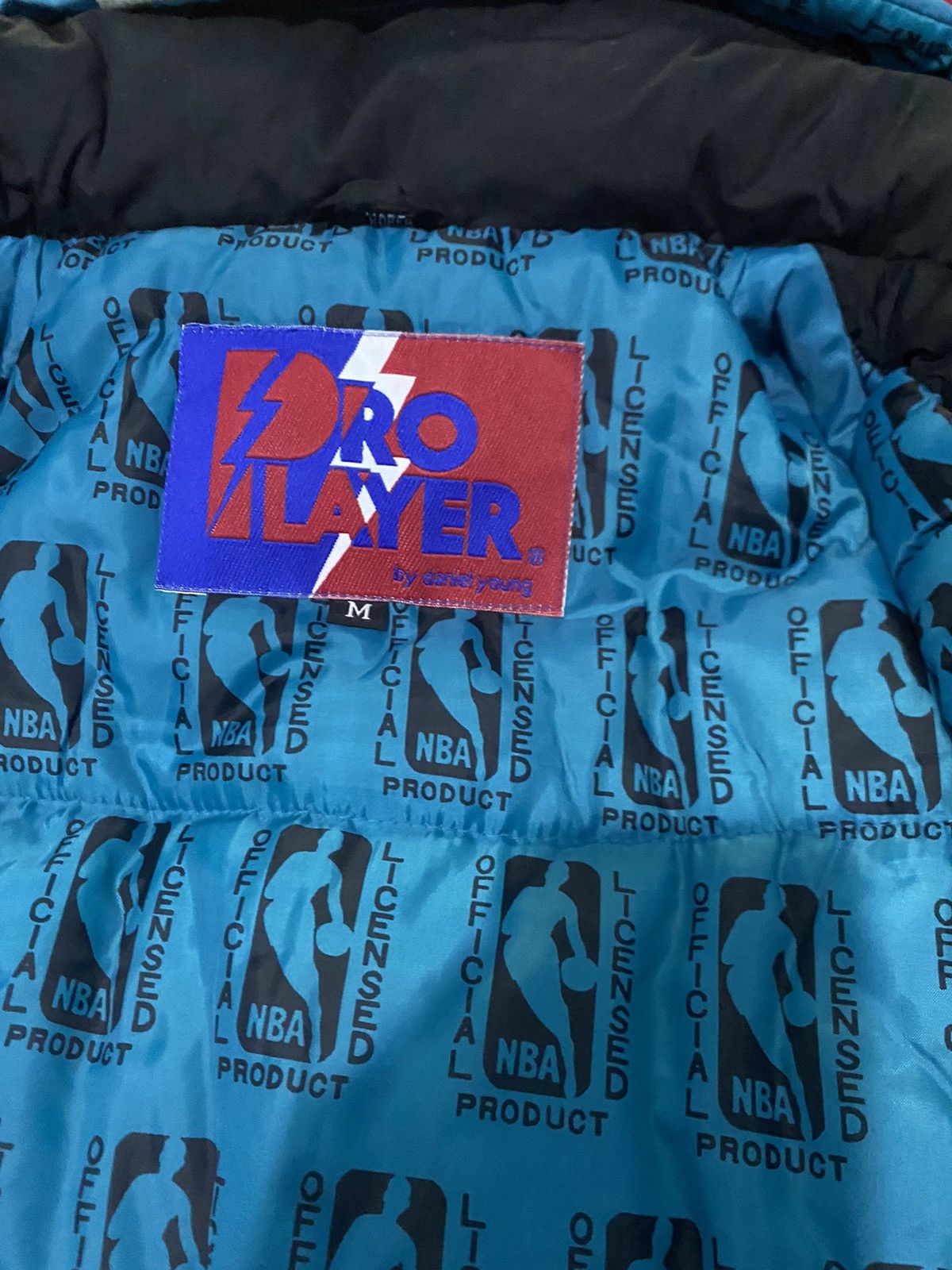 Pro Player Vintage charlotte hornets pro player coat jacket Size US M / EU 48-50 / 2 - 6 Thumbnail