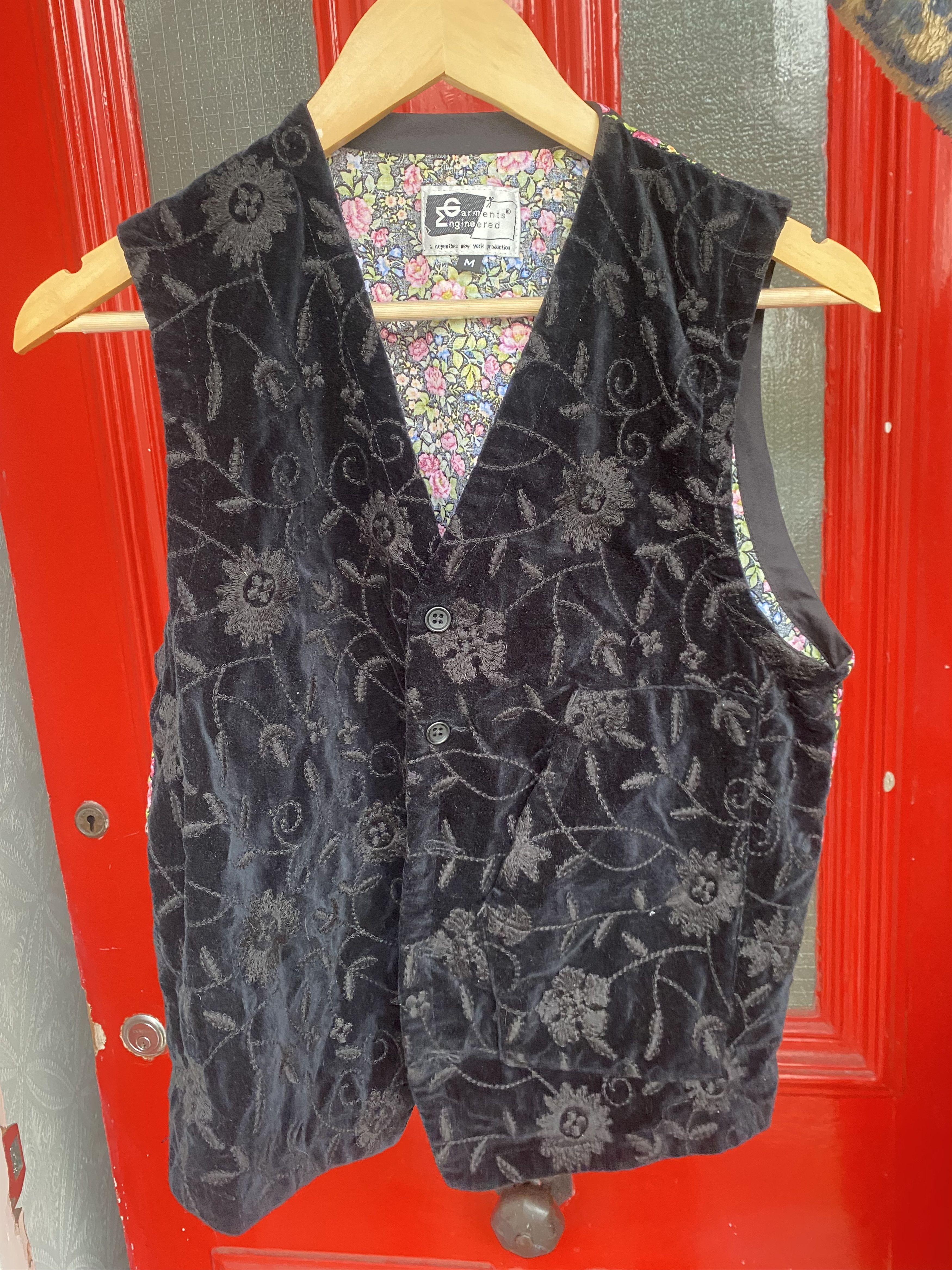 Engineered Garments Engineered Garments embroidered and floral velvet vest Size 38R - 1 Thumbnail