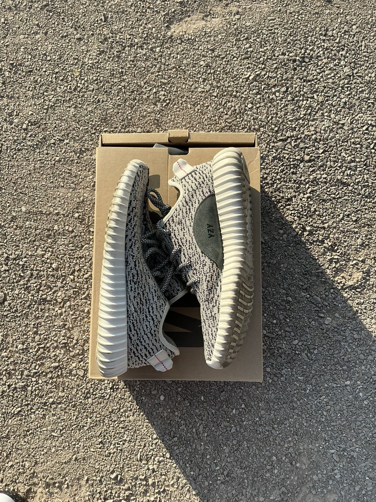 Yeezy 7.5 - Adidas Yeezy 350 Turtle Dove (2022) Size US 7.5 / EU 40-41 - 3 Thumbnail