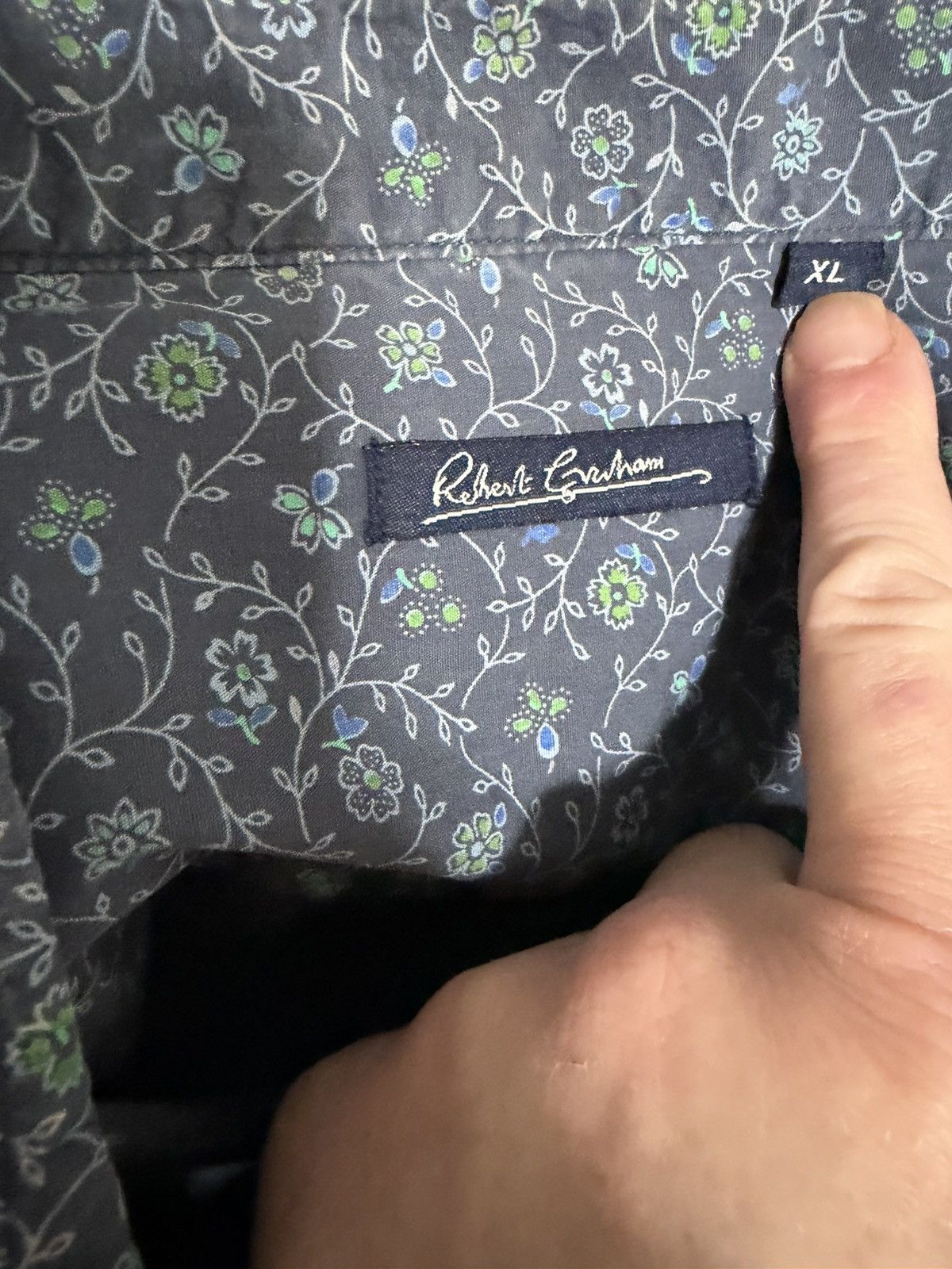 Robert Graham Robert Graham Blue Floral Button Down Shirt Size XL Size US XL / EU 56 / 4 - 3 Thumbnail