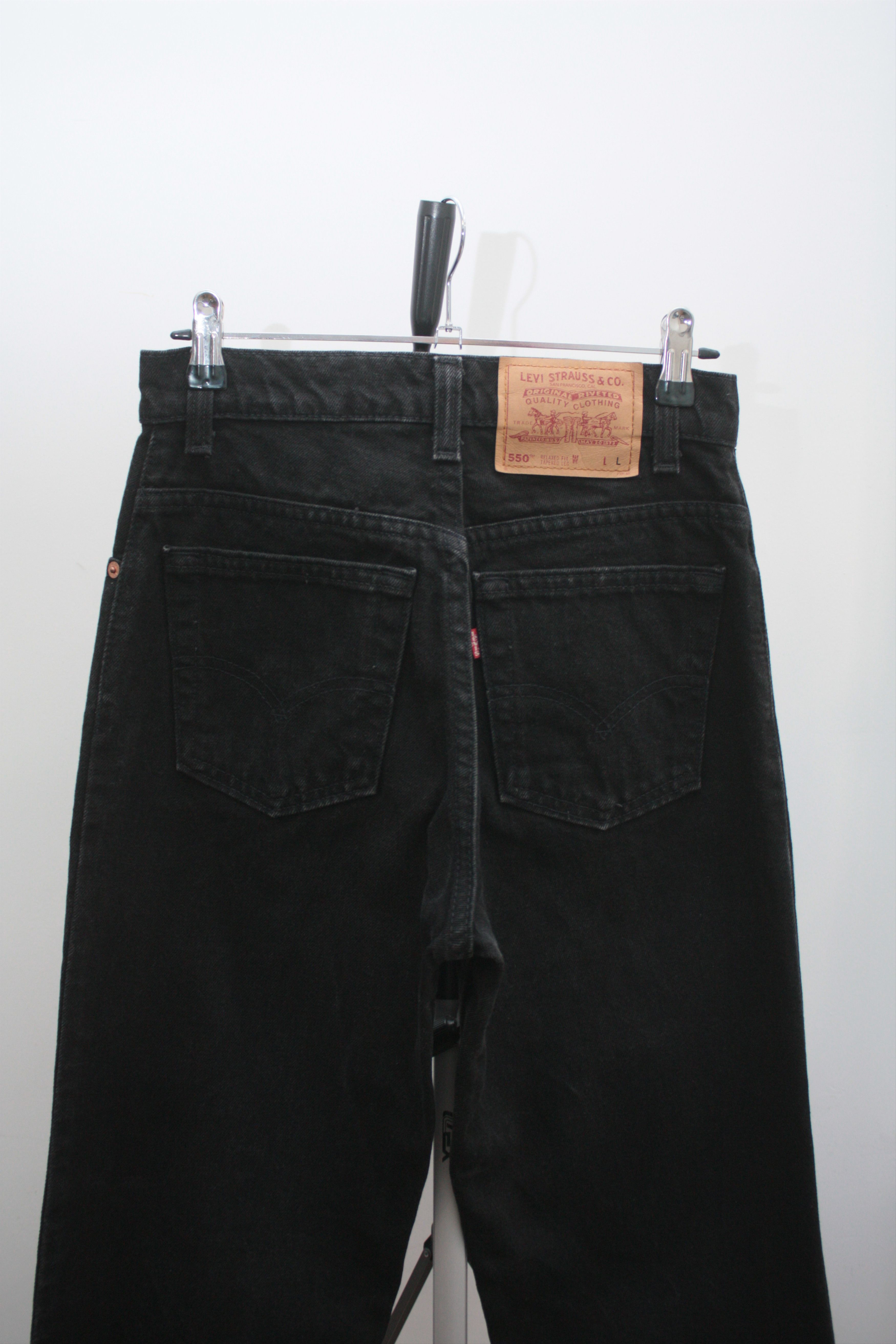 Levi's Levi's 550 Vintage Black Denim Jeans Made In USA Size 26" / US 2 / IT 38 - 1 Thumbnail