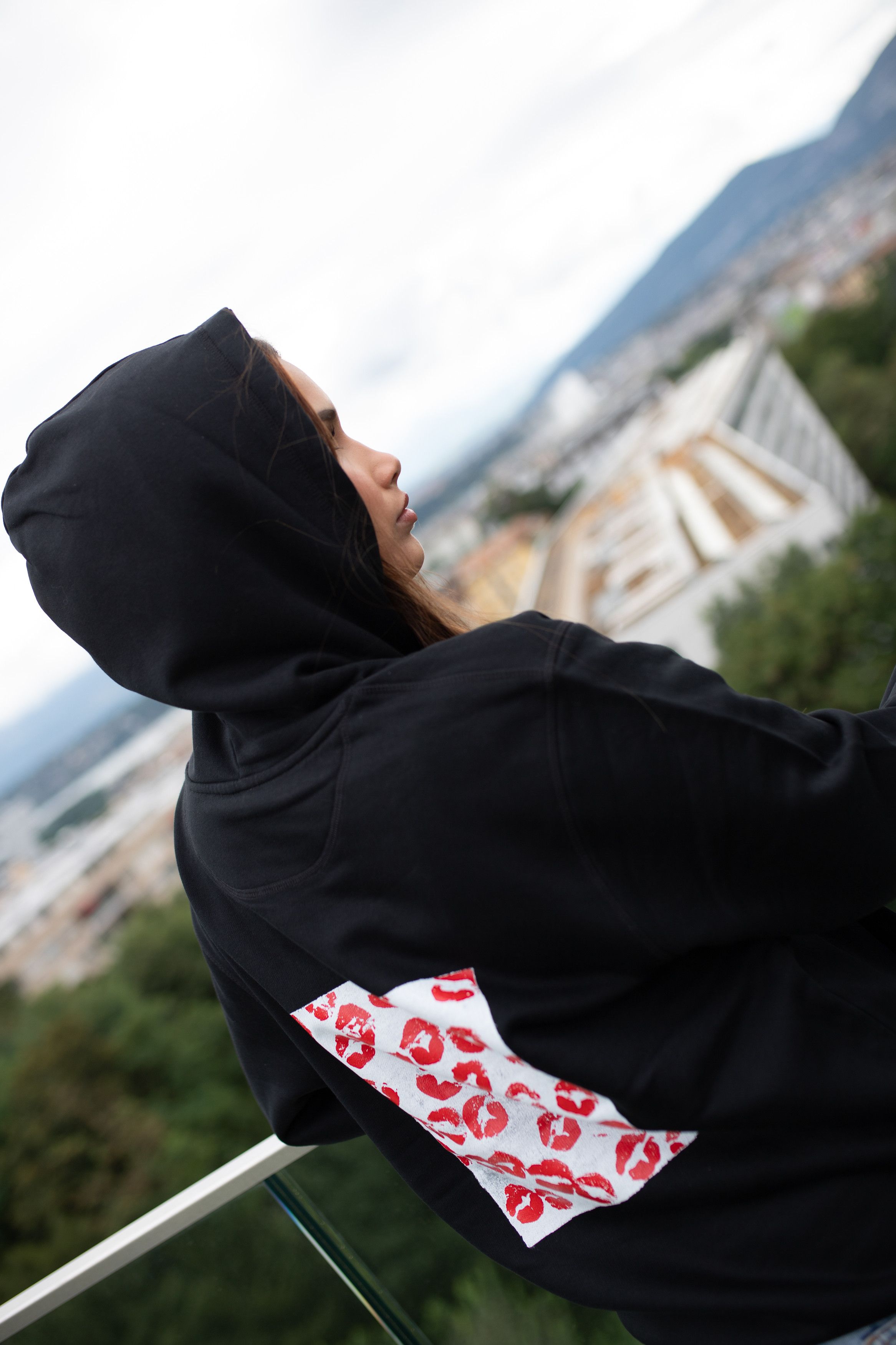 Other Red kissed hoodie Size US S / EU 44-46 / 1 - 2 Thumbnail