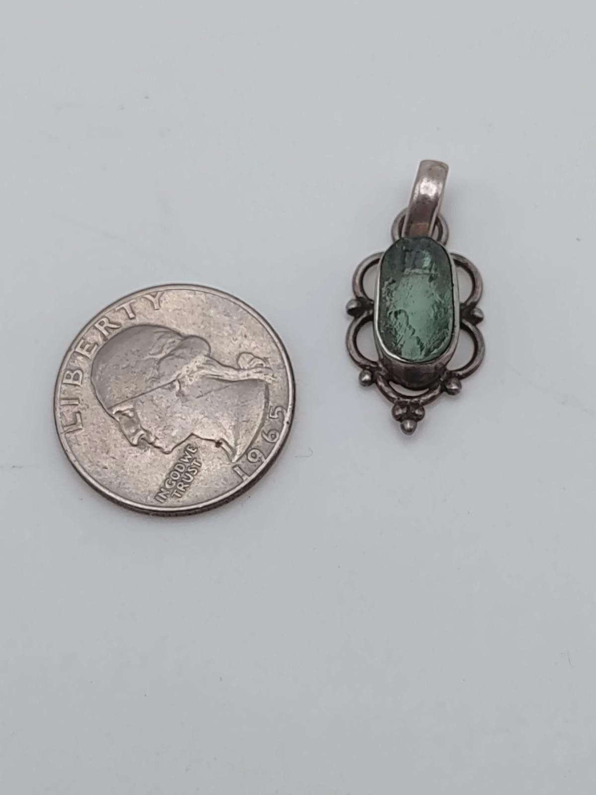 The Unbranded Brand Sterling Silver Green Glass Cabochon Pendant Boho Size ONE SIZE - 3 Thumbnail