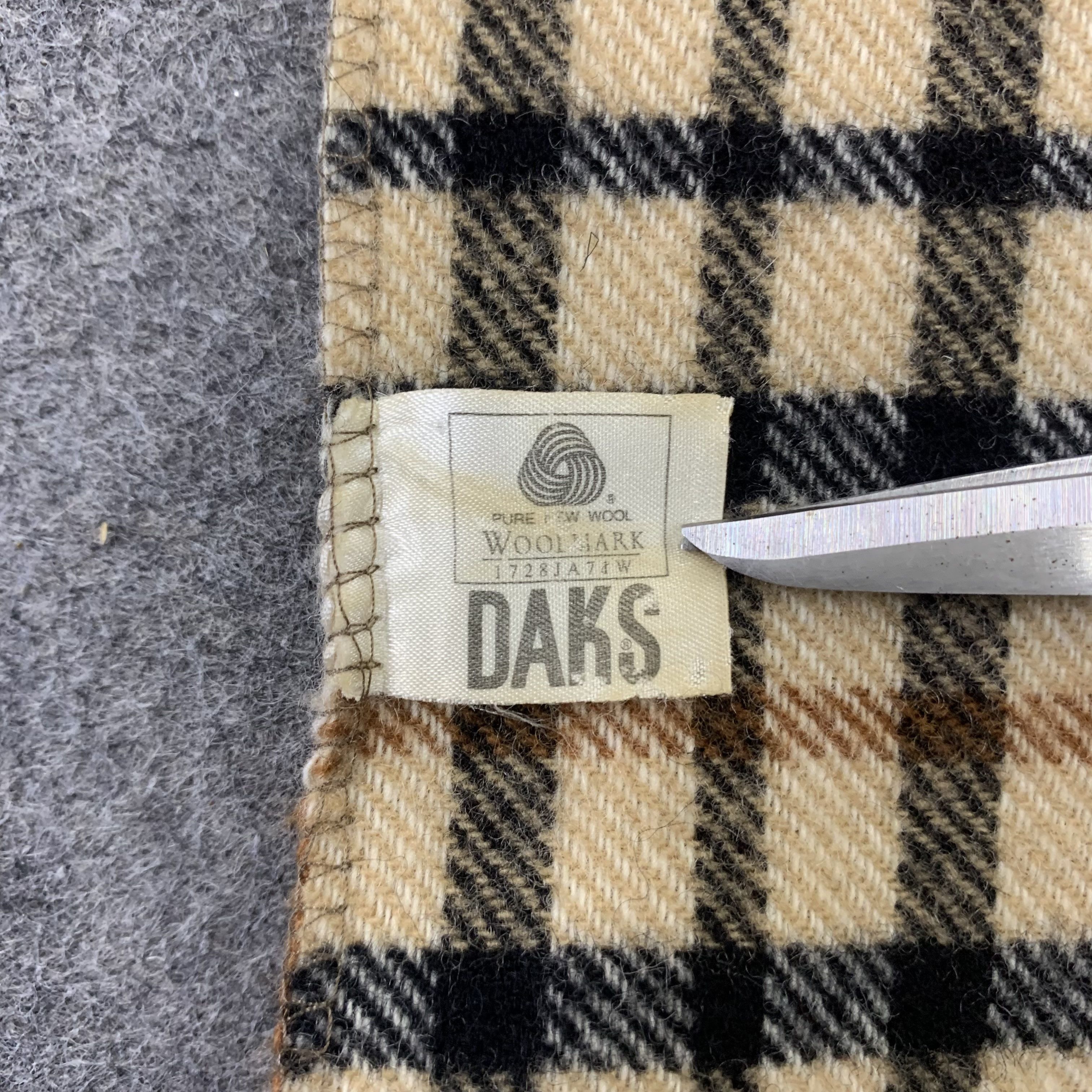 DAKS DAKS Scarf Wool Muffler Neck Wrap BL9322 Size ONE SIZE - 5 Thumbnail