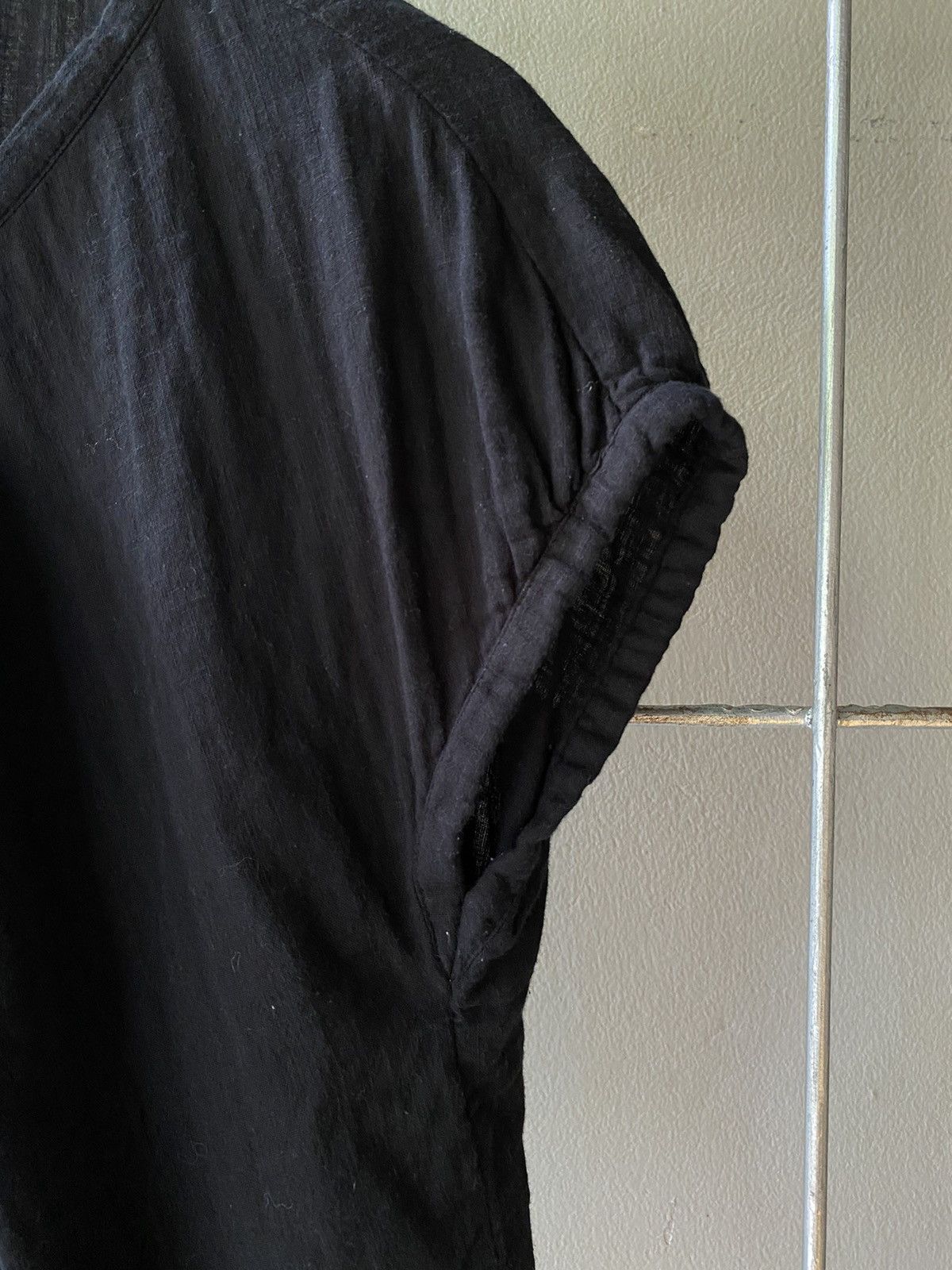 Issey Miyake Plantation Black Buttoned V-Neck Blouse Size M / US 6-8 / IT 42-44 - 11 Thumbnail