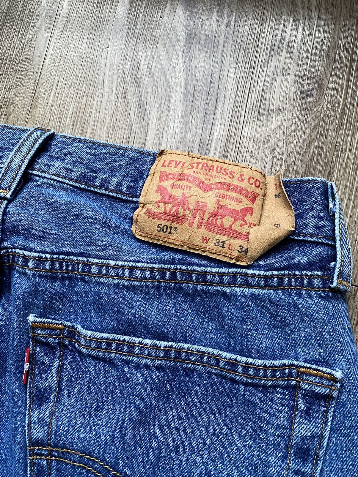 Levi's Levis 501 Blue Denim Jeans Size US 31 - 6 Thumbnail